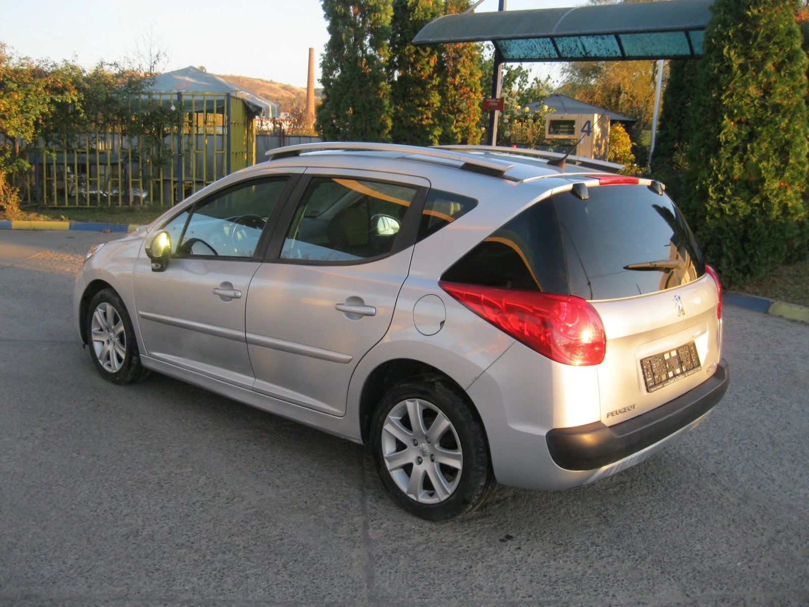 Peugeot 207 SW - изображение 5