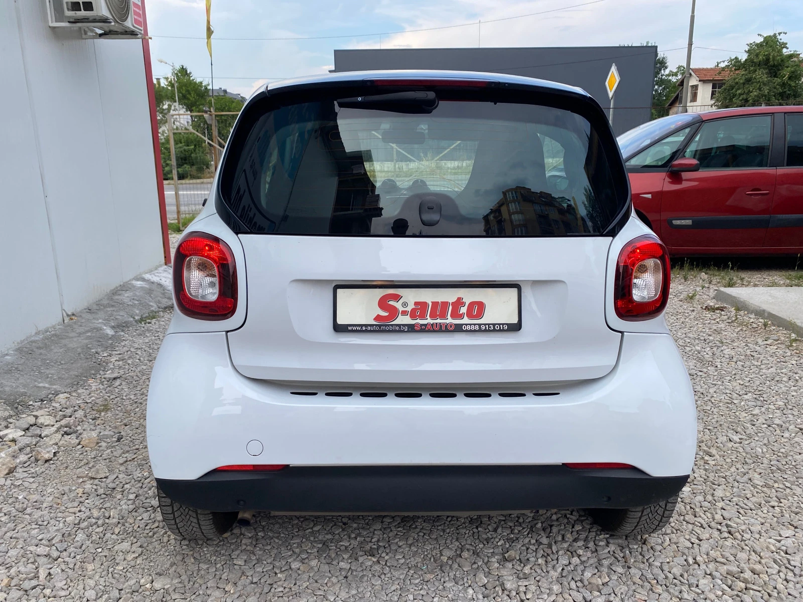 Smart Fortwo 1, 0 АВТОМАТИК* EURO 6B* КЛИМА* LED* BLUETOOTH - изображение 5