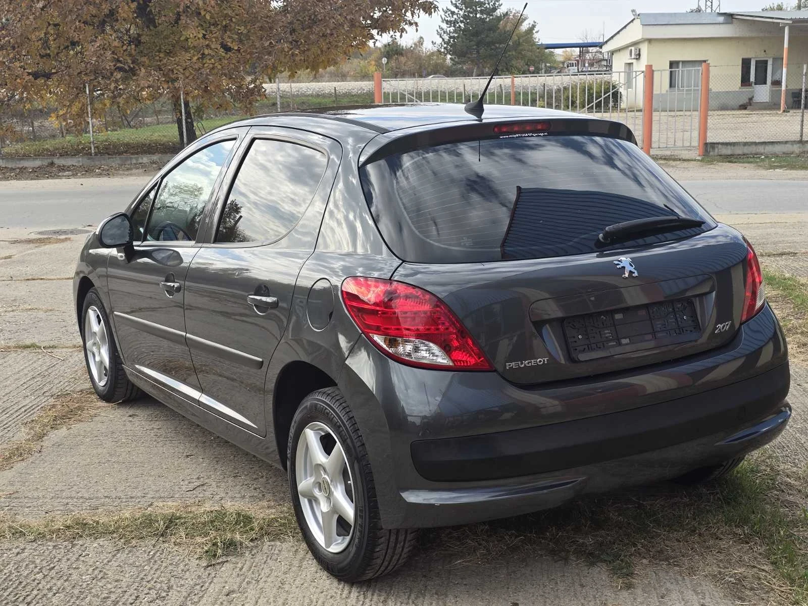 Peugeot 207  - изображение 4