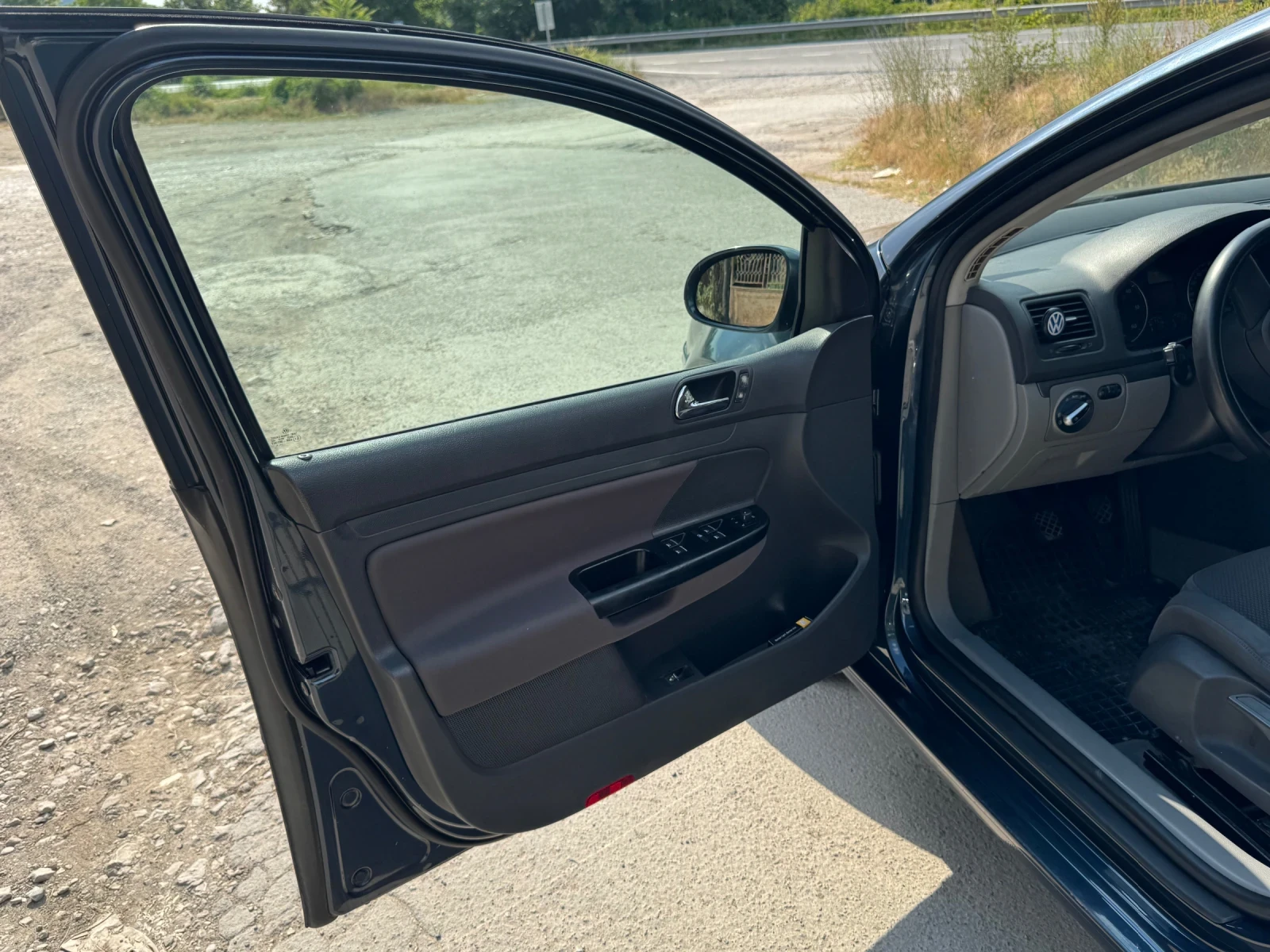 VW Golf 1.9 - изображение 7