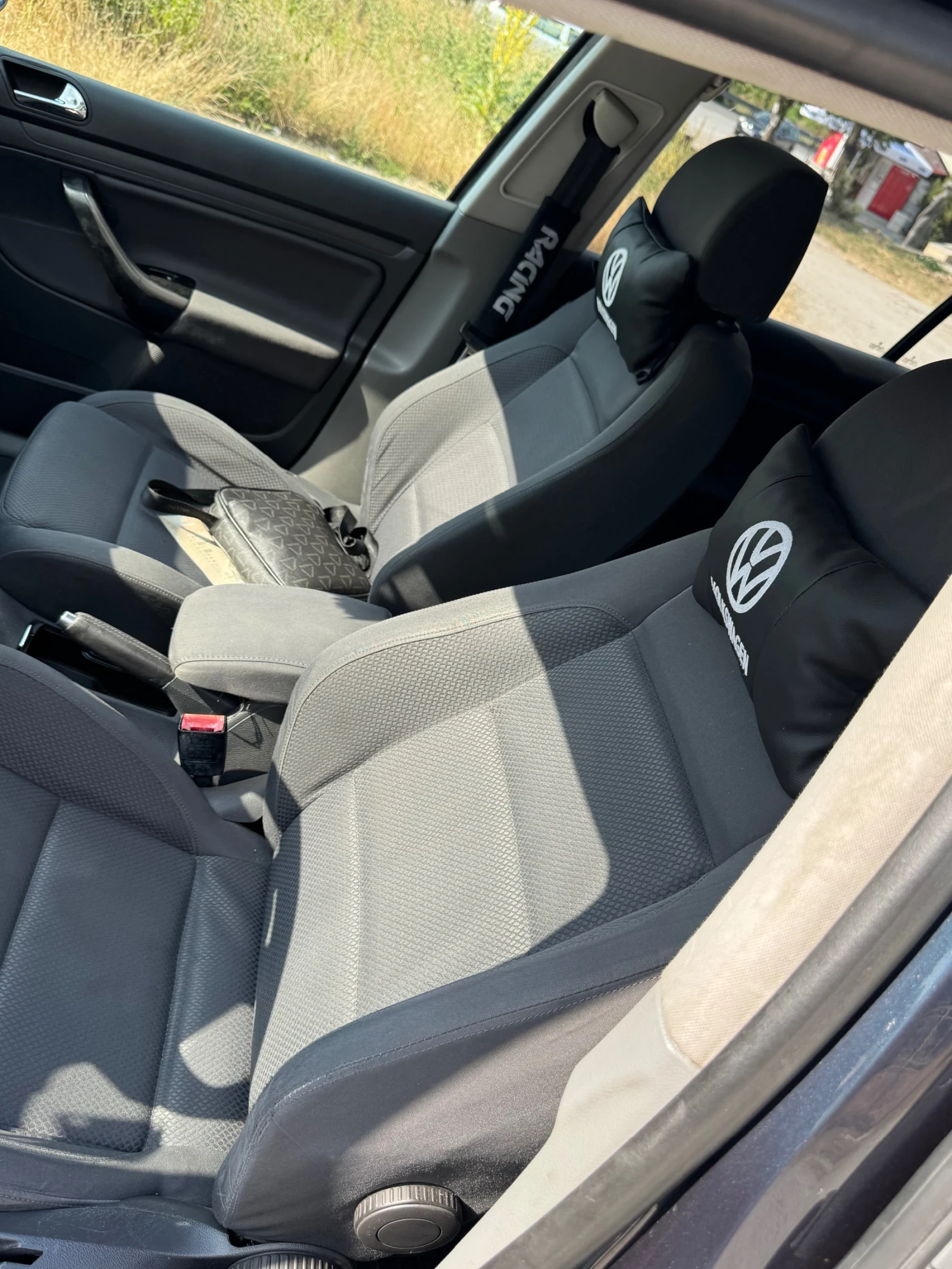VW Golf 1.9 - изображение 8