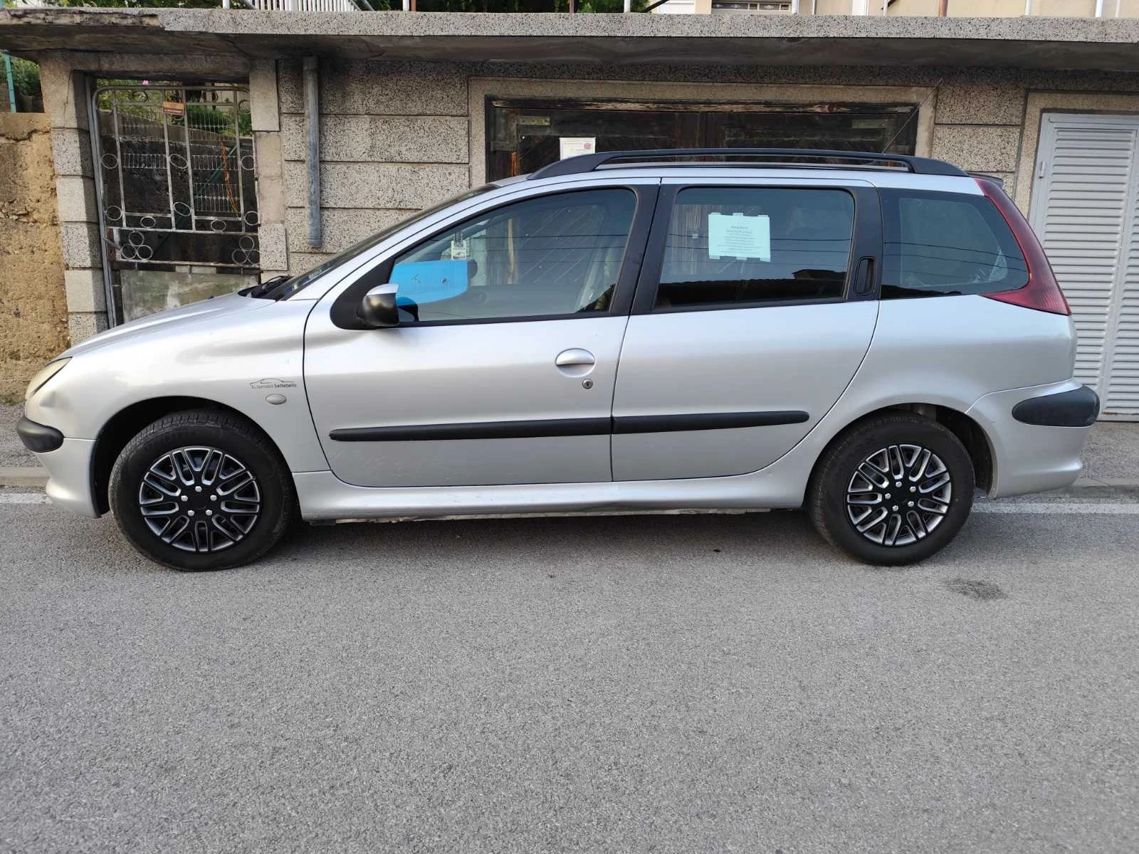 Peugeot 206 SW - изображение 6