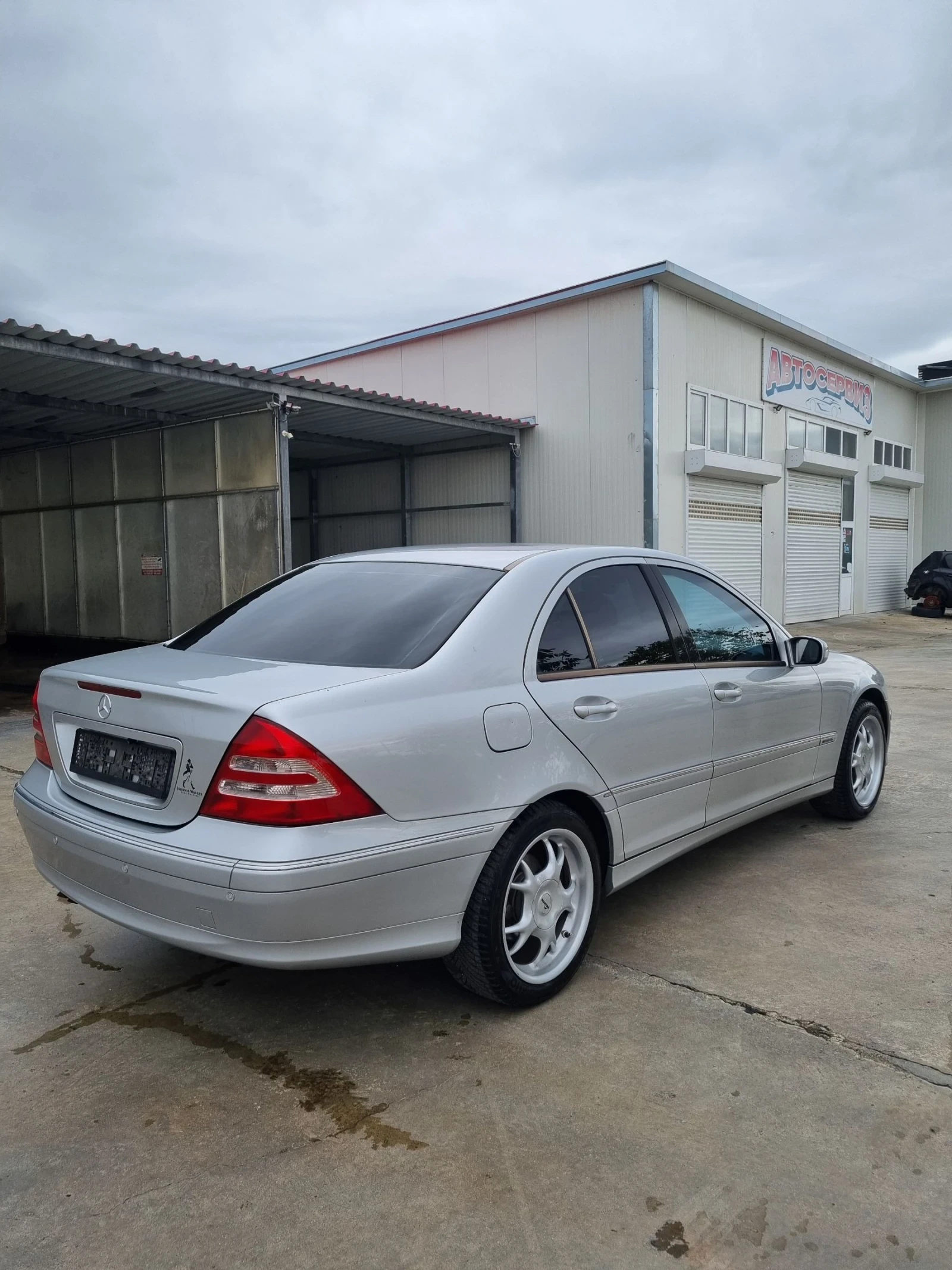 Mercedes-Benz C 180 C180 kompressor Avangard - изображение 5