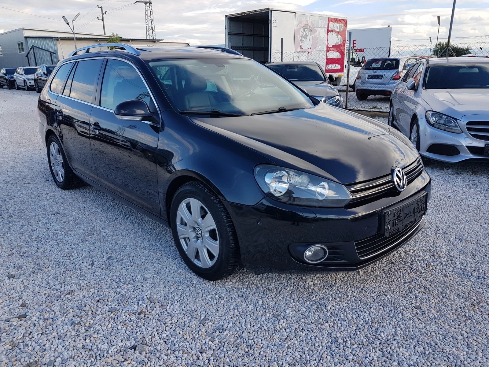VW Golf 2.0 TDI-140 к.с. АВТОМАТИК EXCLUSIVE ЛИЗИНГ - изображение 3