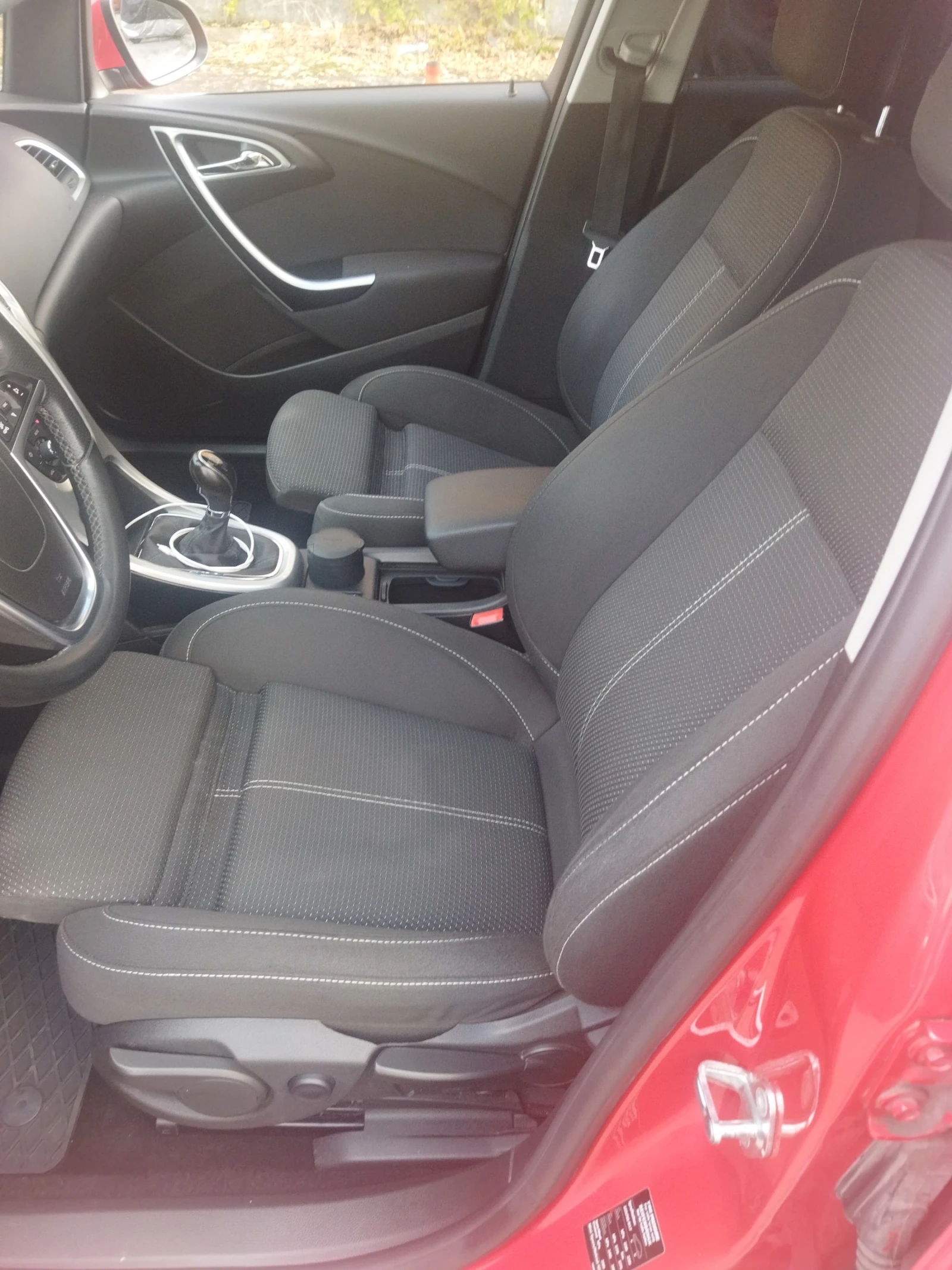 Opel Astra OPC-LINE-SWISS - изображение 10