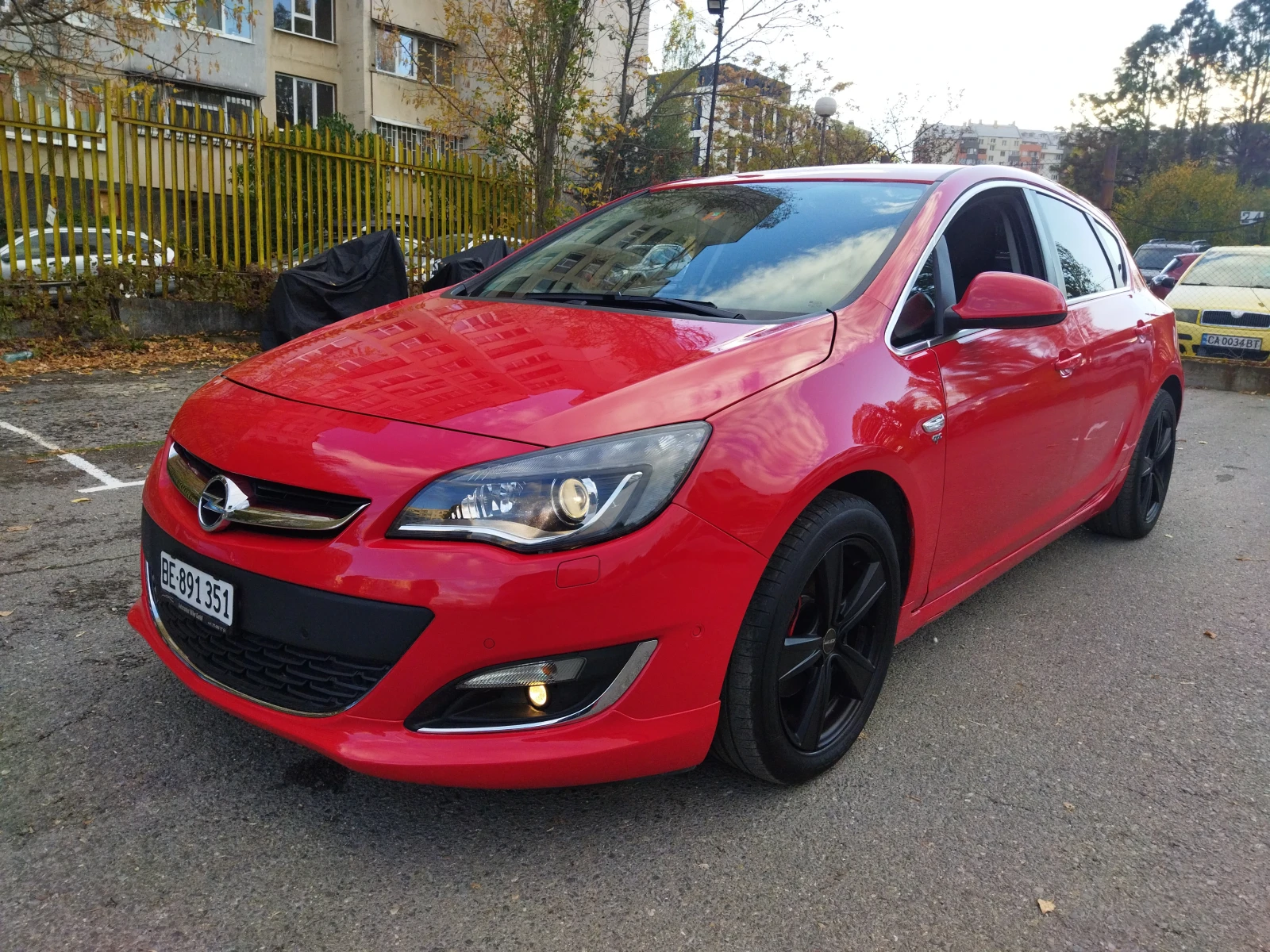 Opel Astra OPC-LINE-SWISS - изображение 2