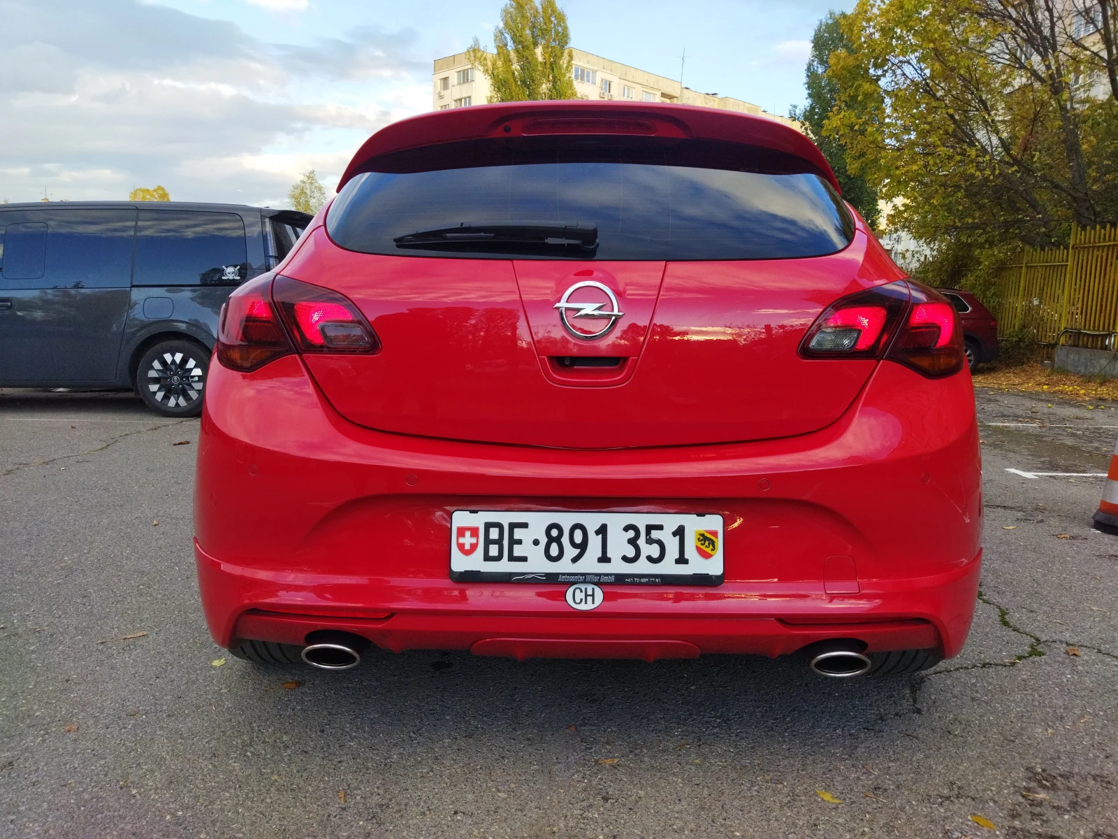 Opel Astra OPC-LINE-SWISS - изображение 5