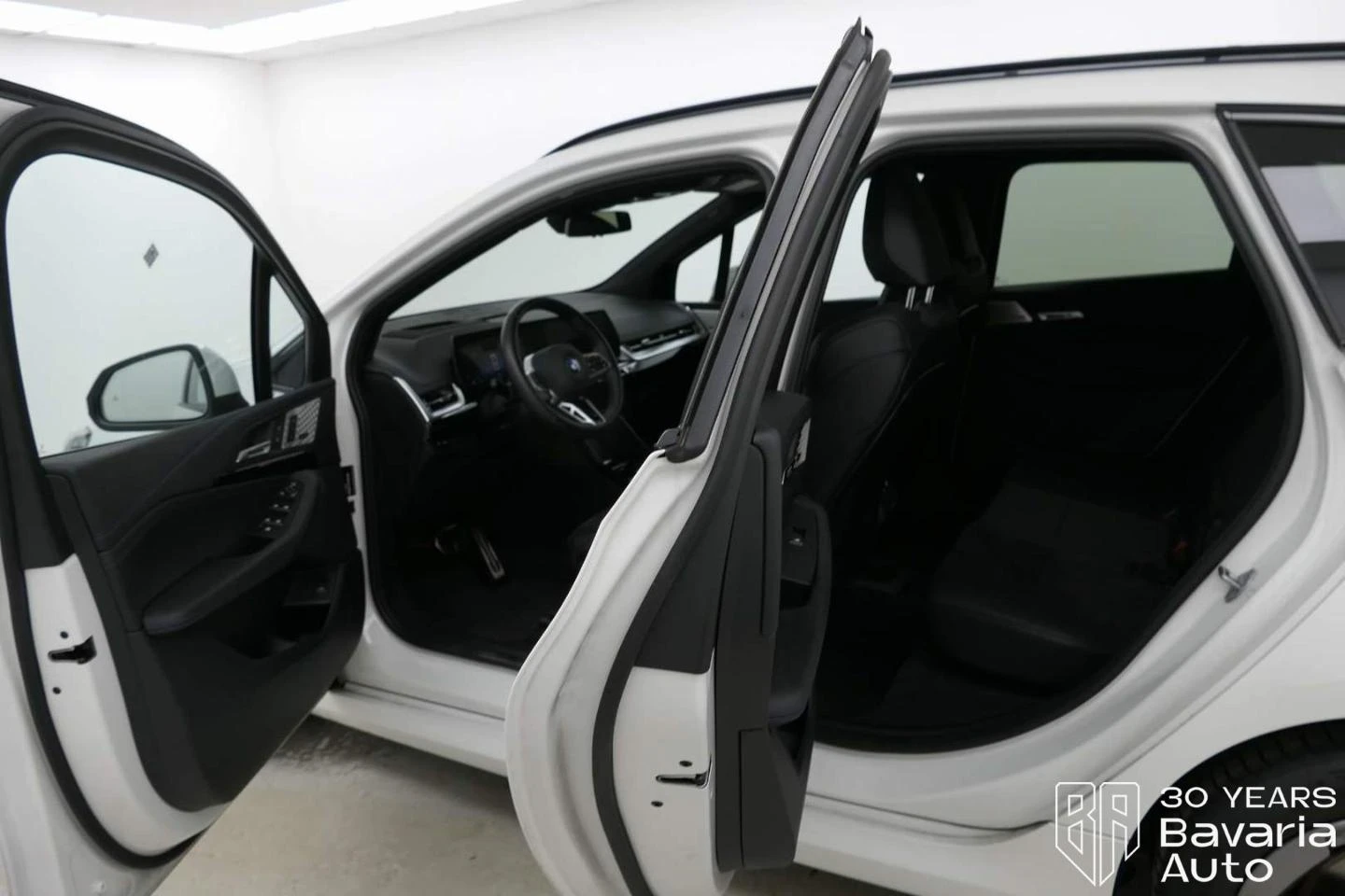 BMW 220 223i xDrive Active Tourer M Sport Paket Sportautom - изображение 5