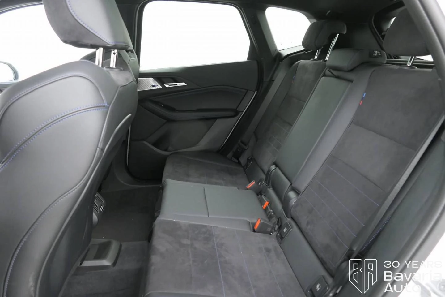 BMW 220 223i xDrive Active Tourer M Sport Paket Sportautom - изображение 8