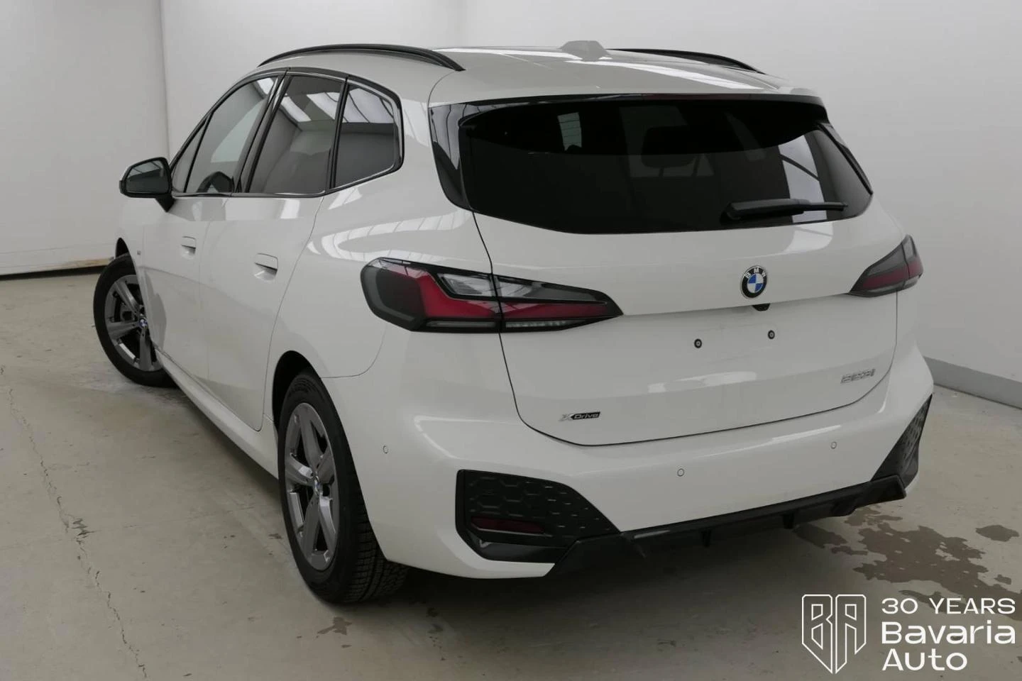 BMW 220 223i xDrive Active Tourer M Sport Paket Sportautom - изображение 2