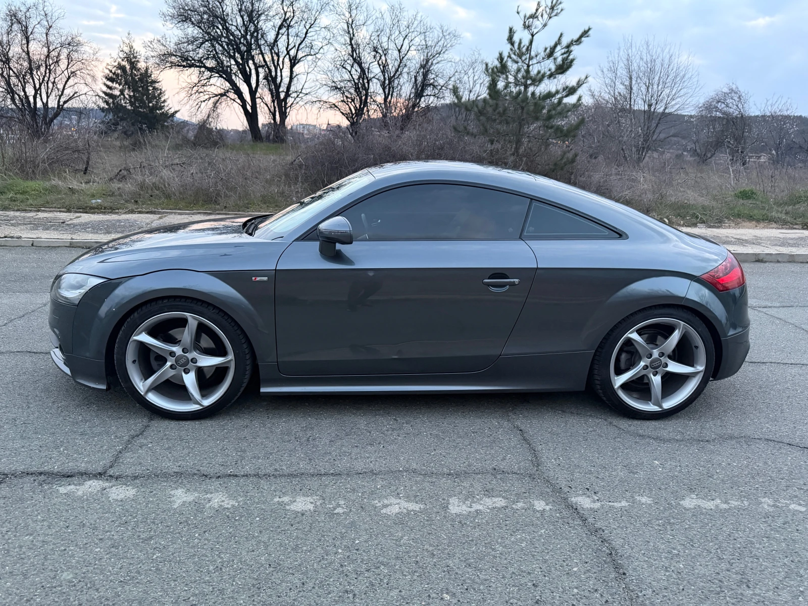 Audi Tt 4х4 АВТОМАТИК ДИЗЕЛ , снимка 4 - Автомобили и джипове - 53878203