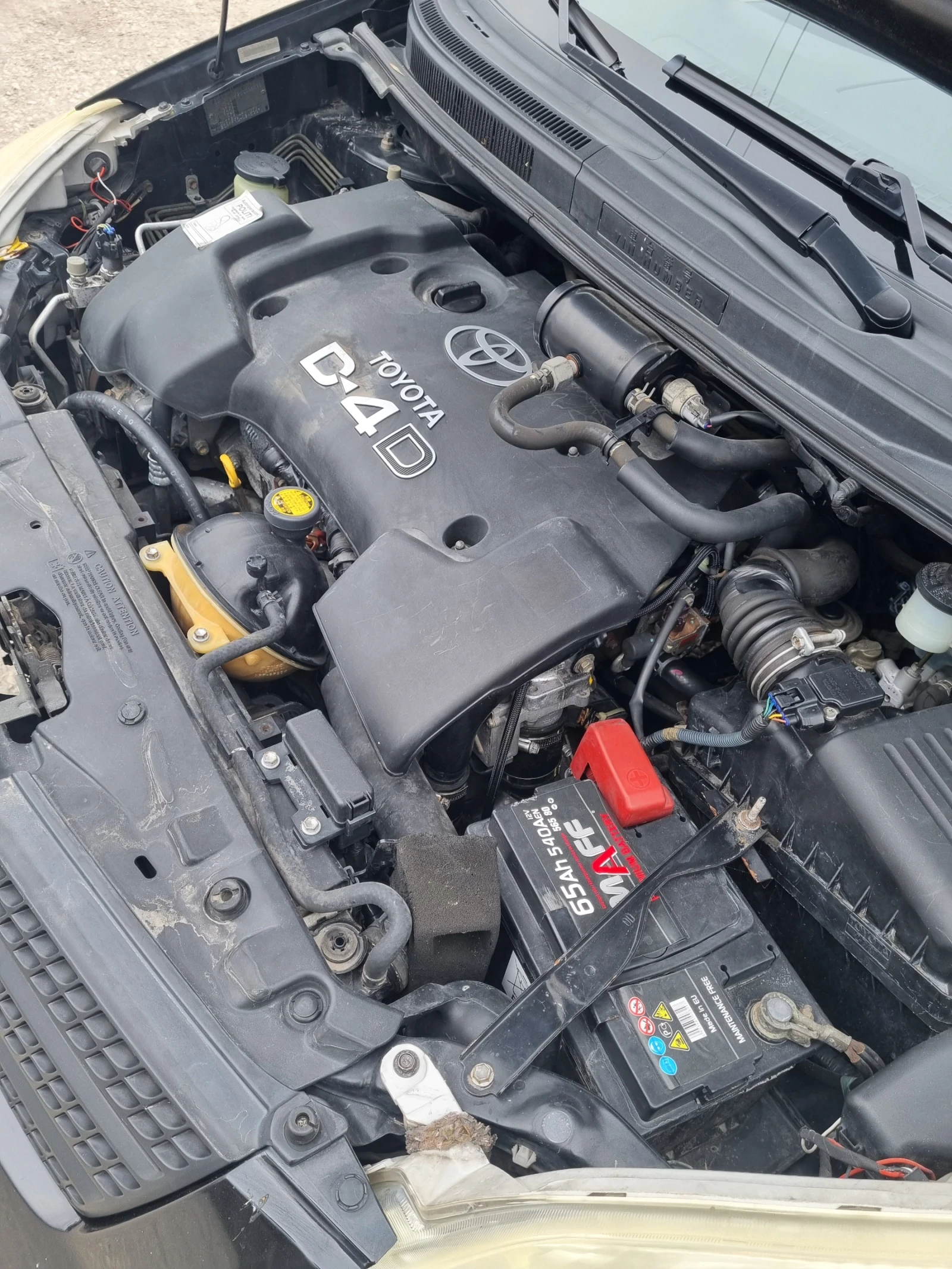 Toyota Corolla verso, снимка 5 - Автомобили и джипове - 54033351