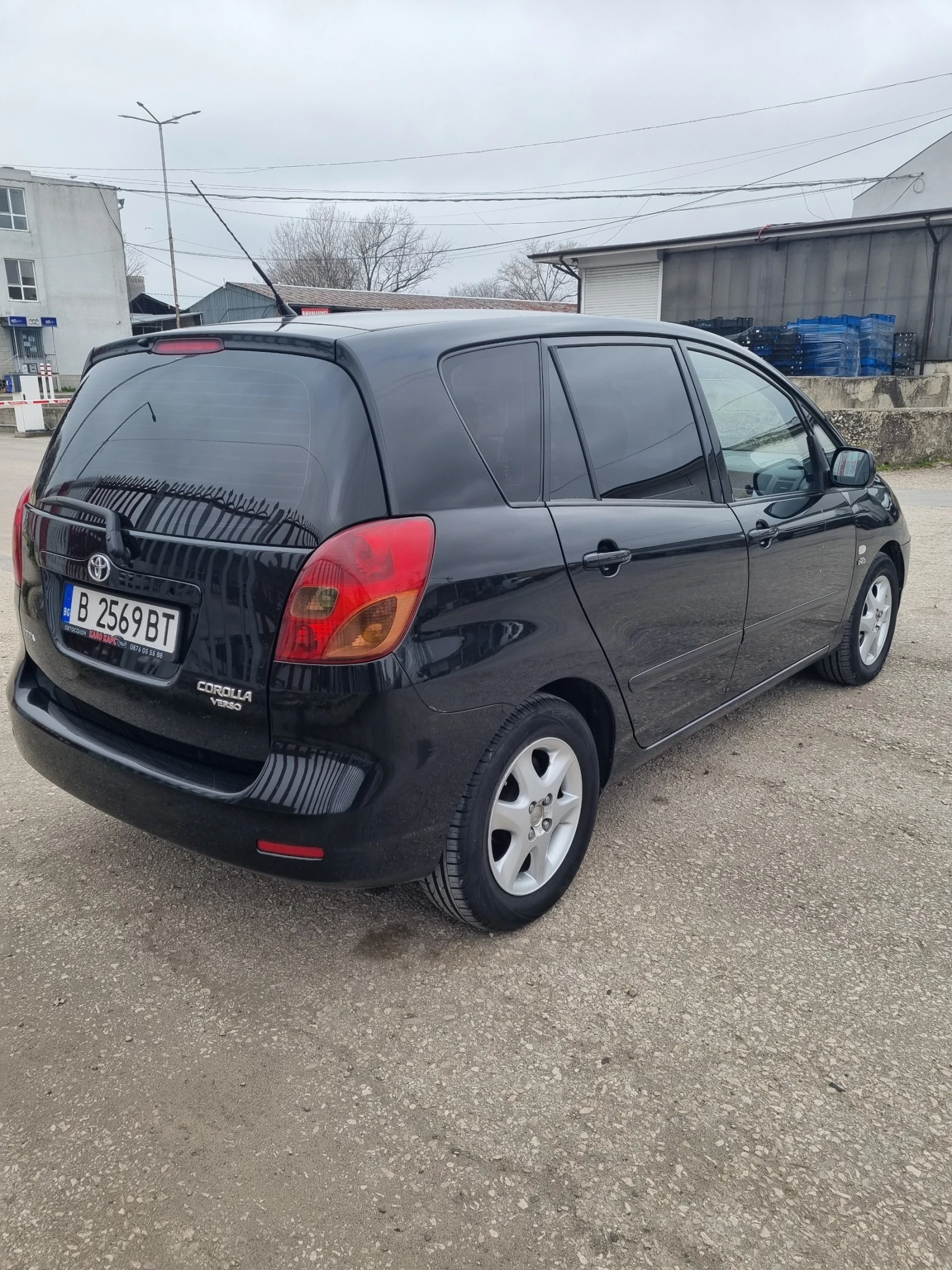 Toyota Corolla verso, снимка 2 - Автомобили и джипове - 54033351