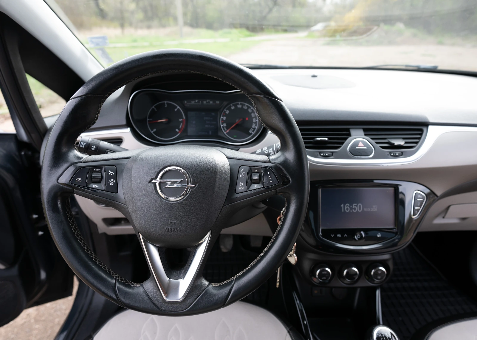 Opel Corsa, снимка 9 - Автомобили и джипове - 54225512