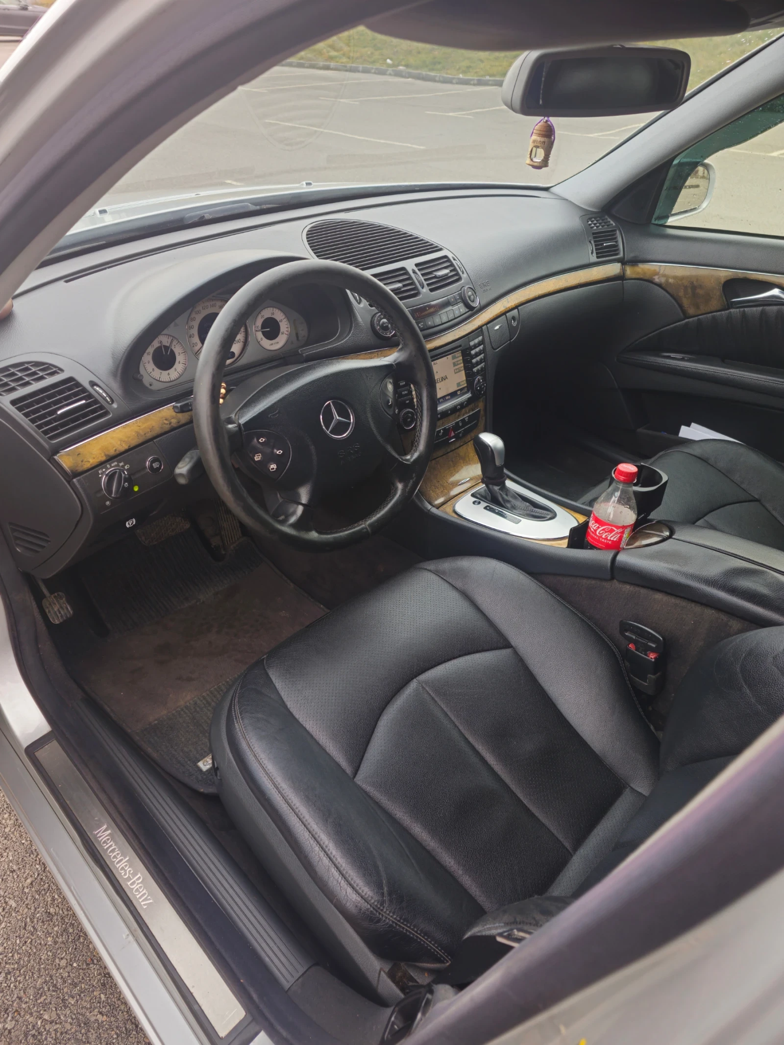 Mercedes-Benz E 320 CDI, снимка 11 - Автомобили и джипове - 54783654