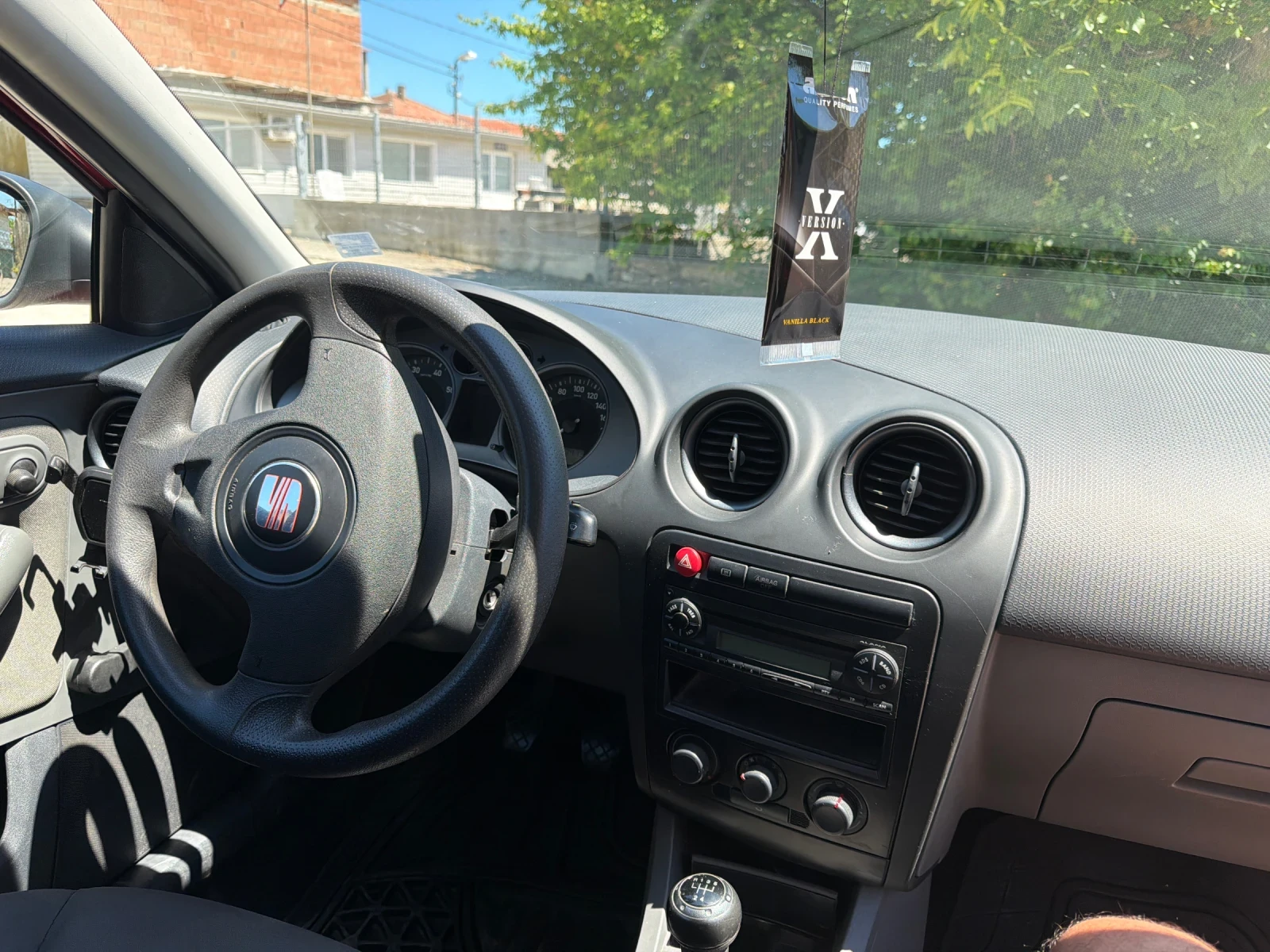 Seat Ibiza, снимка 5 - Автомобили и джипове - 54852788