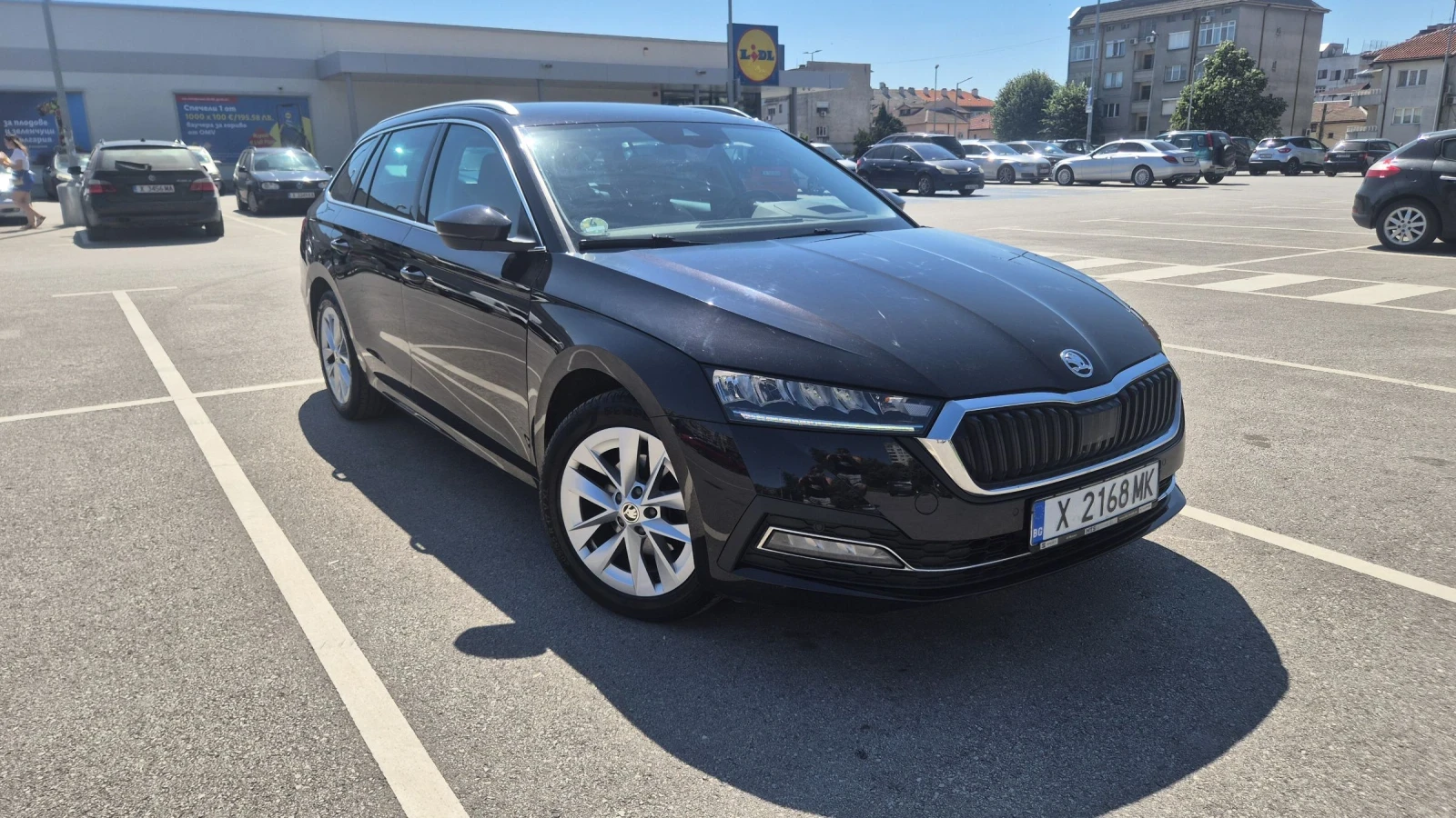 Skoda Octavia Mk 4, снимка 6 - Автомобили и джипове - 54977712