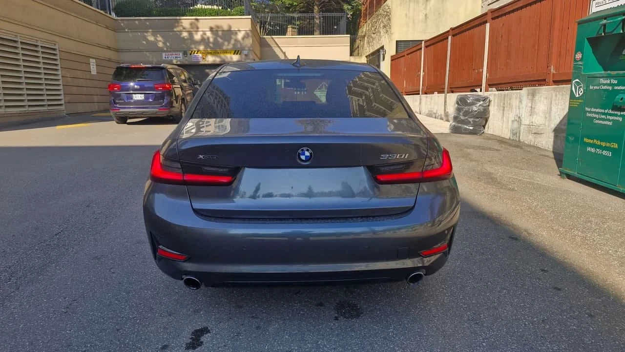 BMW 330 * 330i xDrive * CARFAX * ����������� *  | Mobile.bg � ����������� 5
