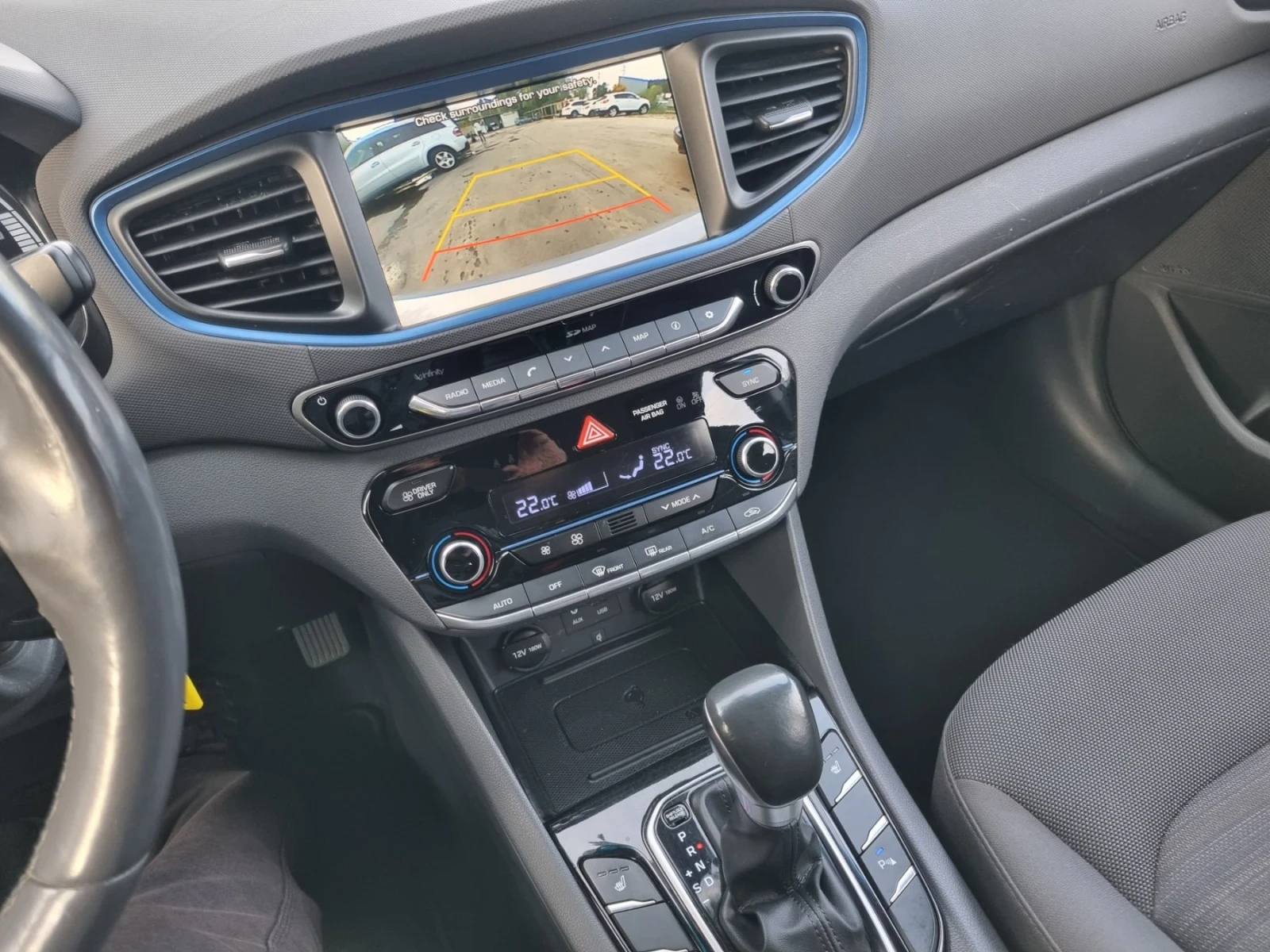 Hyundai Ioniq 1.6GDi Hybrid ��������� | Mobile.bg � ����������� 12