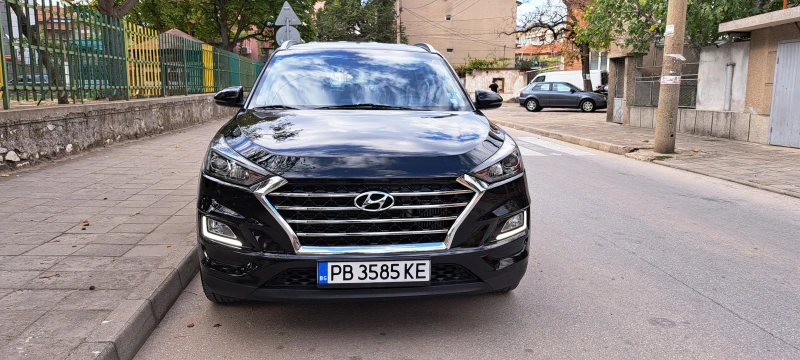 Hyundai Tucson 1.6 CRDI 4X4 H TRAC, снимка 2 - Автомобили и джипове - 47532028