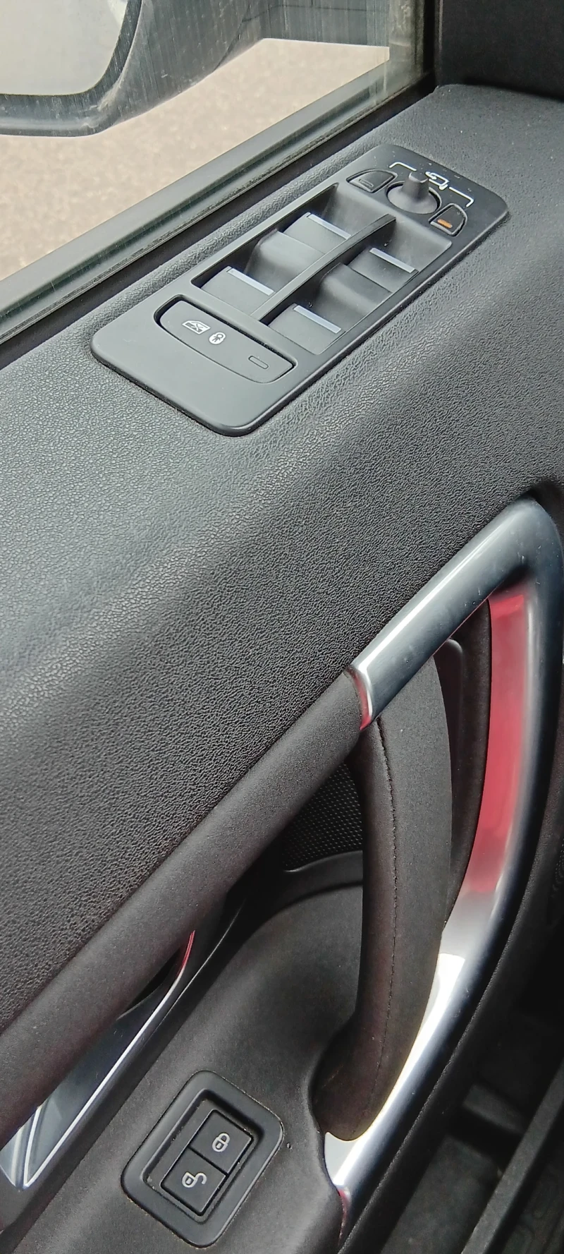 Land Rover Discovery Sport 2.0, снимка 13 - Автомобили и джипове - 53222680