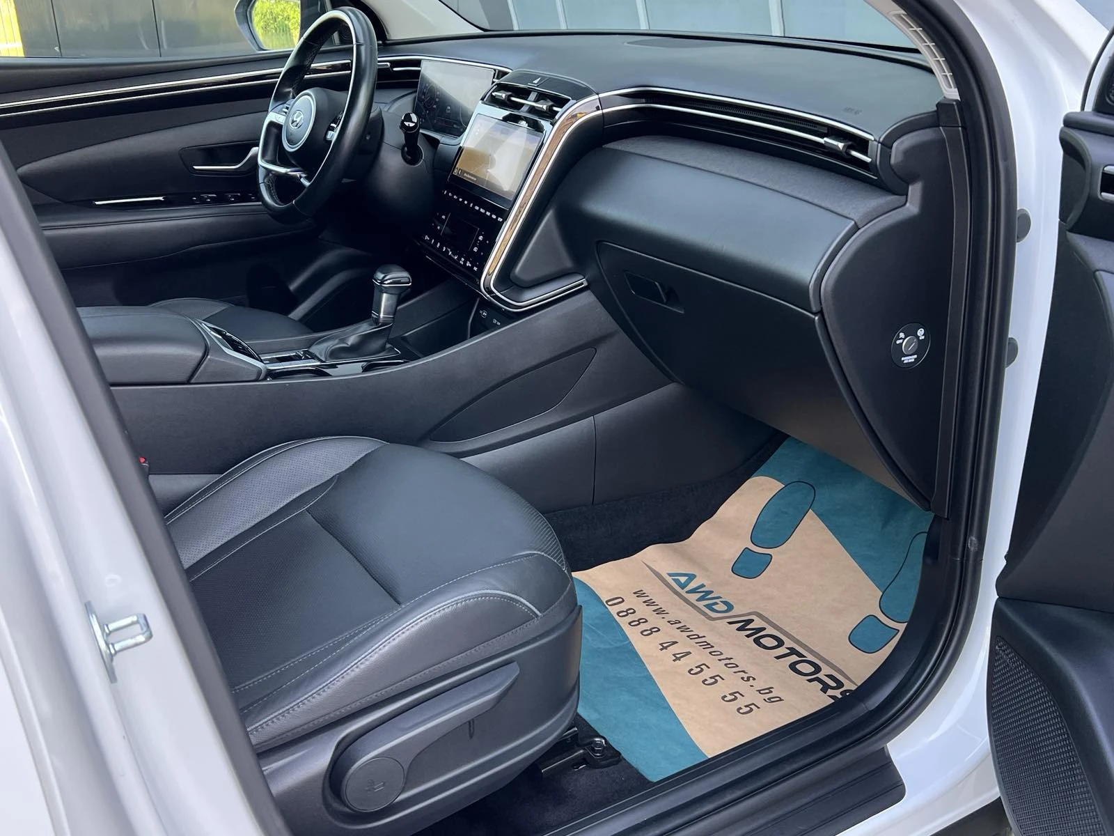 Hyundai Tucson 4x4 Панорама Дистроник Keyless Кожа Подгрев Нави - изображение 7