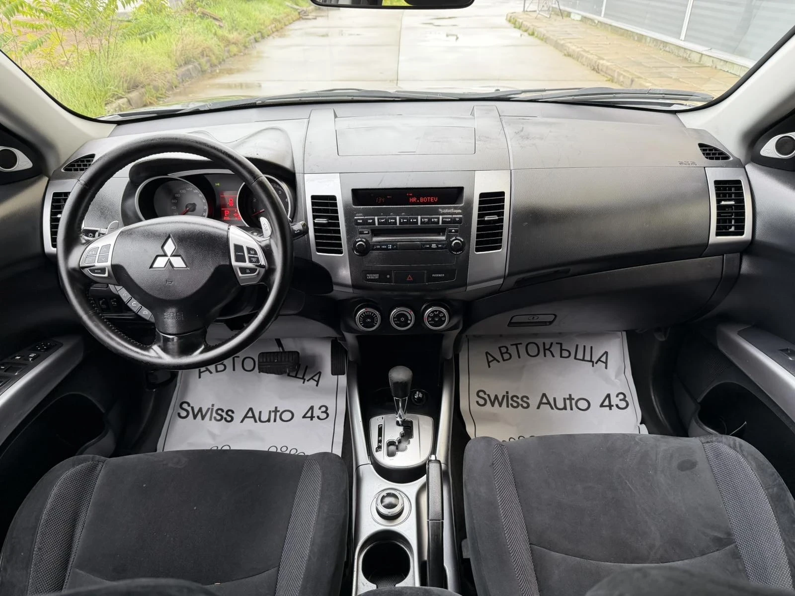 Mitsubishi Outlander 2.4i Automat | Mobile.bg   10