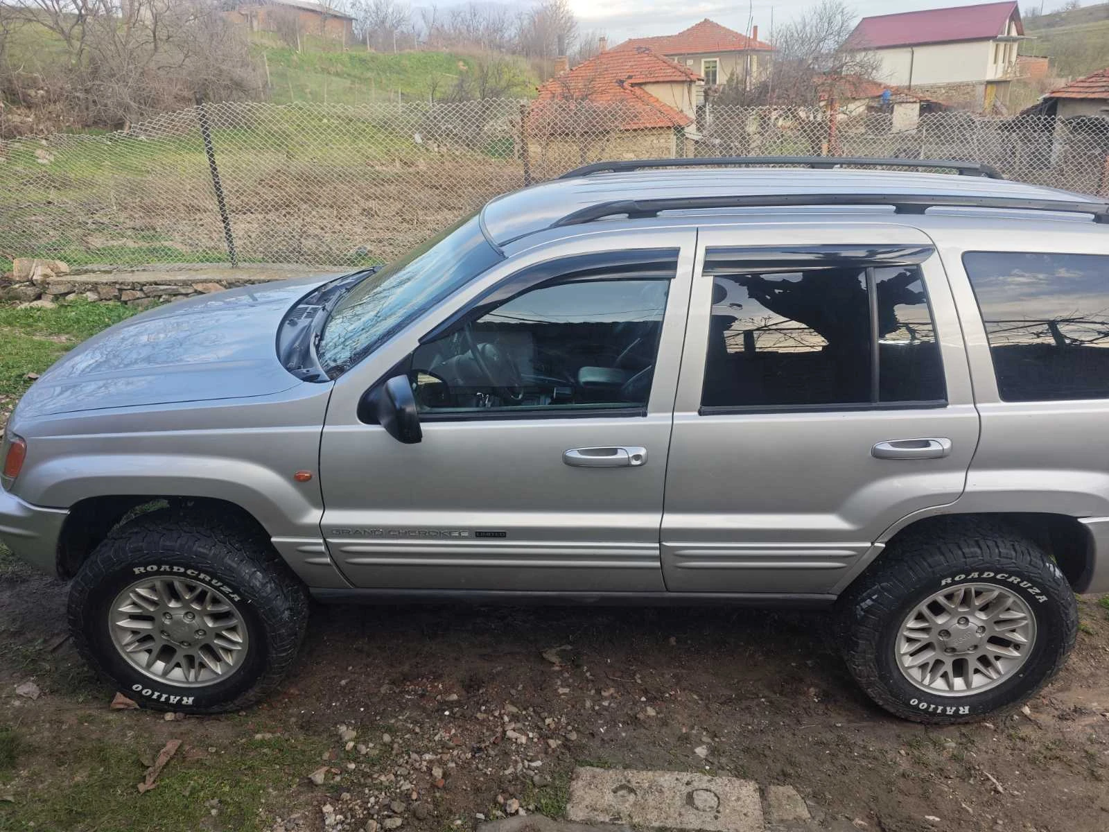 Jeep Grand cherokee 2.7 - изображение 3