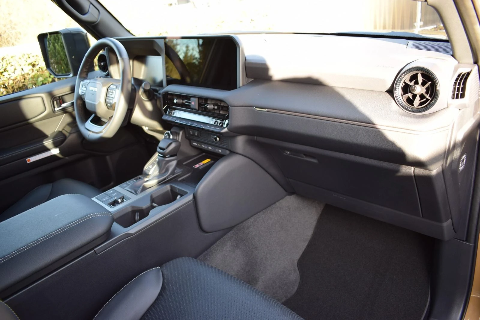 Toyota Land cruiser 250/2.8 D-4D/MILD HYBRID/EXECUTIVE/360/ - изображение 9