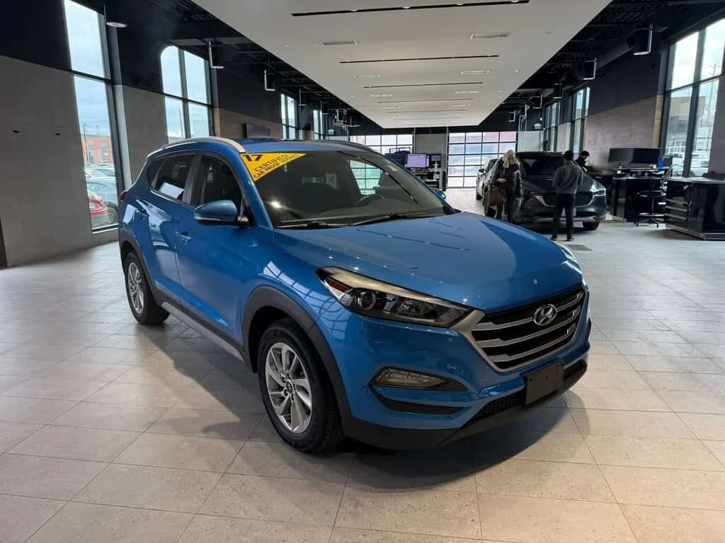 Hyundai Tucson * Low Km | * CARFAX * ЦЕНА ДО БГ, снимка 4 - Автомобили и джипове - 53847258