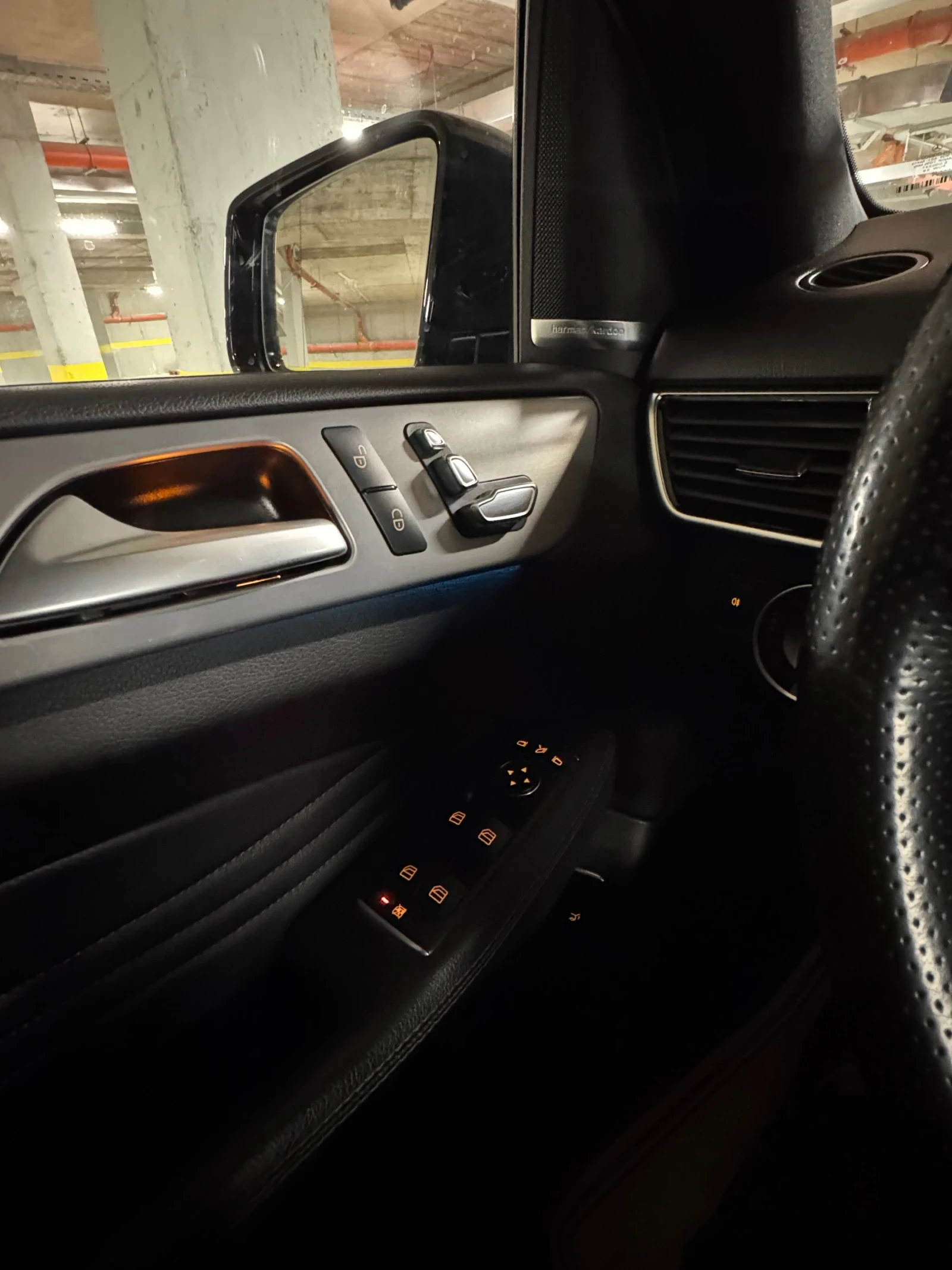 Mercedes-Benz GLE 250 Като нова!, снимка 12 - Автомобили и джипове - 53850790