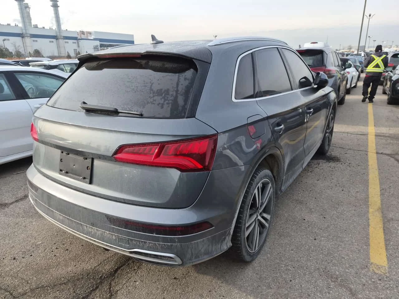 Audi Q5 * PROGRESSIV * PANO * ПОДГРЕВИ * CARFAX, снимка 3 - Автомобили и джипове - 54000977