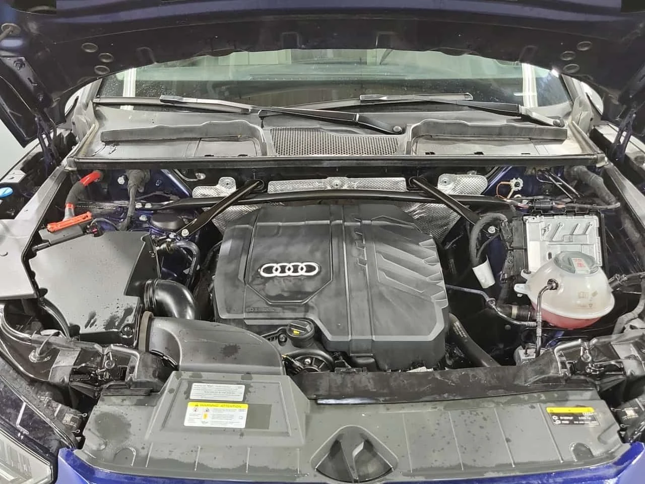 Audi Q5 * CARFAX * АВТОКРЕДИТ БЕЗ ПЪРВОНАЧАЛНА ВНОСКА, снимка 17 - Автомобили и джипове - 54787549