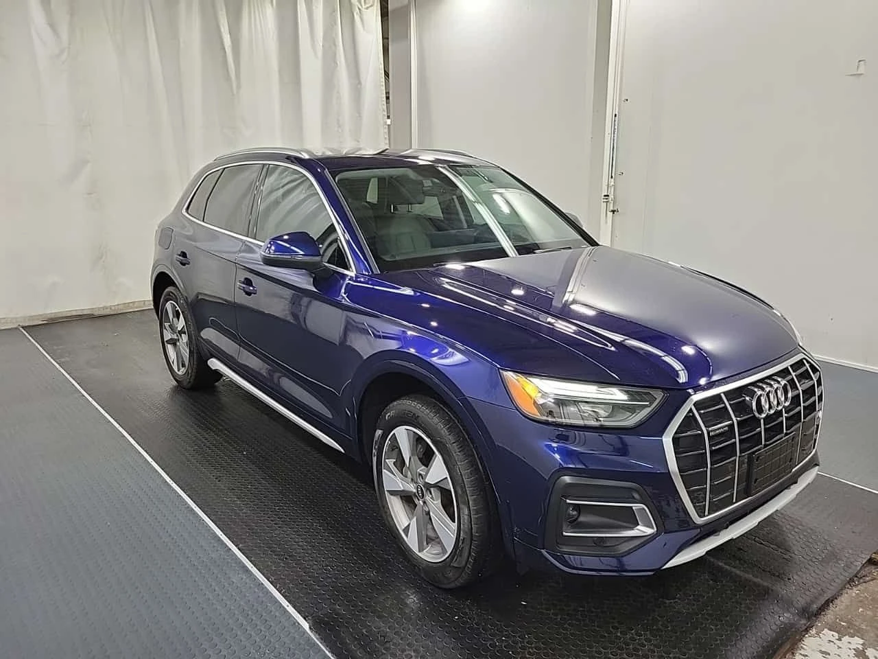Audi Q5 * CARFAX * АВТОКРЕДИТ БЕЗ ПЪРВОНАЧАЛНА ВНОСКА, снимка 2 - Автомобили и джипове - 54787549