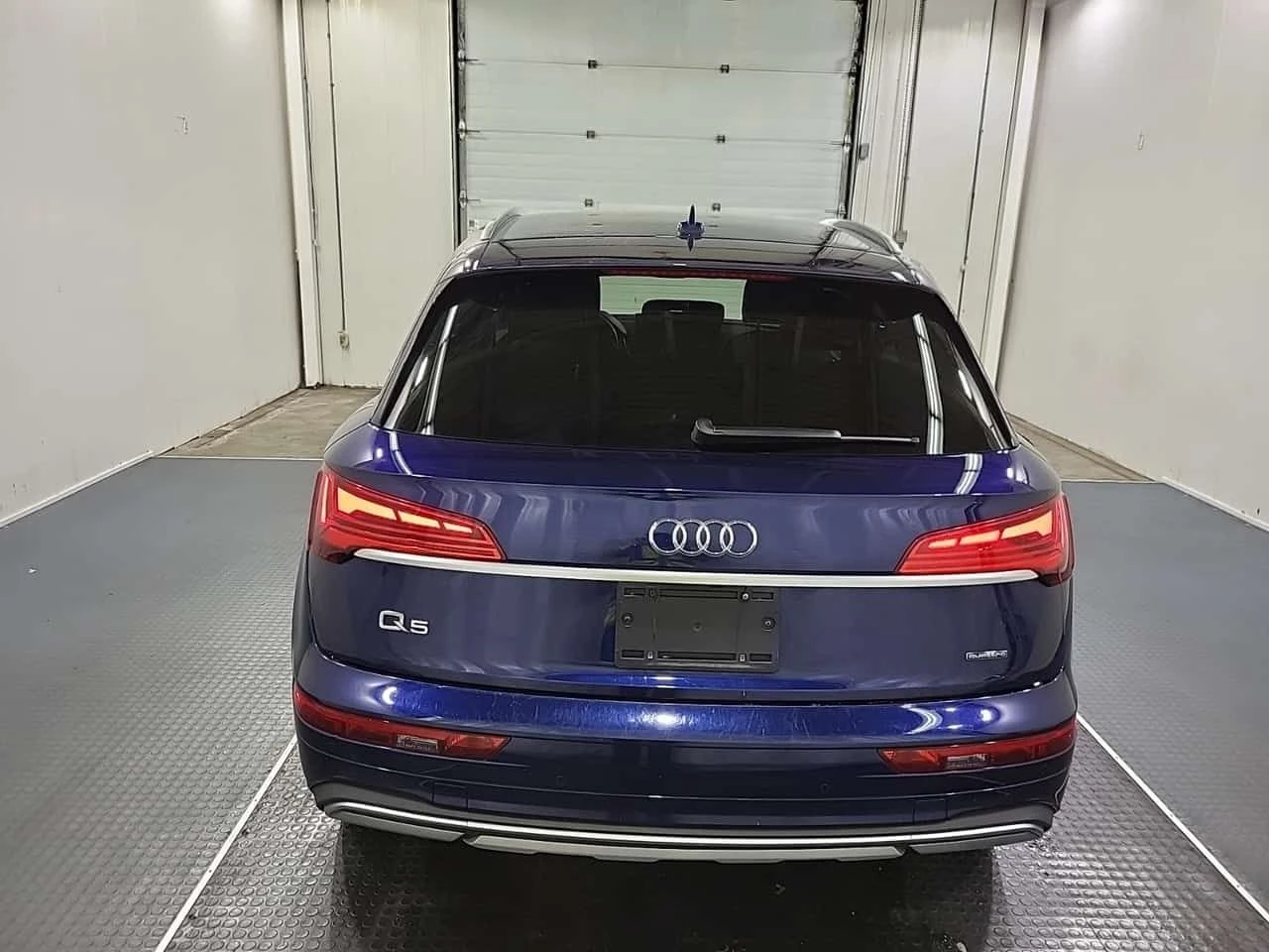 Audi Q5 * CARFAX * АВТОКРЕДИТ БЕЗ ПЪРВОНАЧАЛНА ВНОСКА, снимка 6 - Автомобили и джипове - 54787549