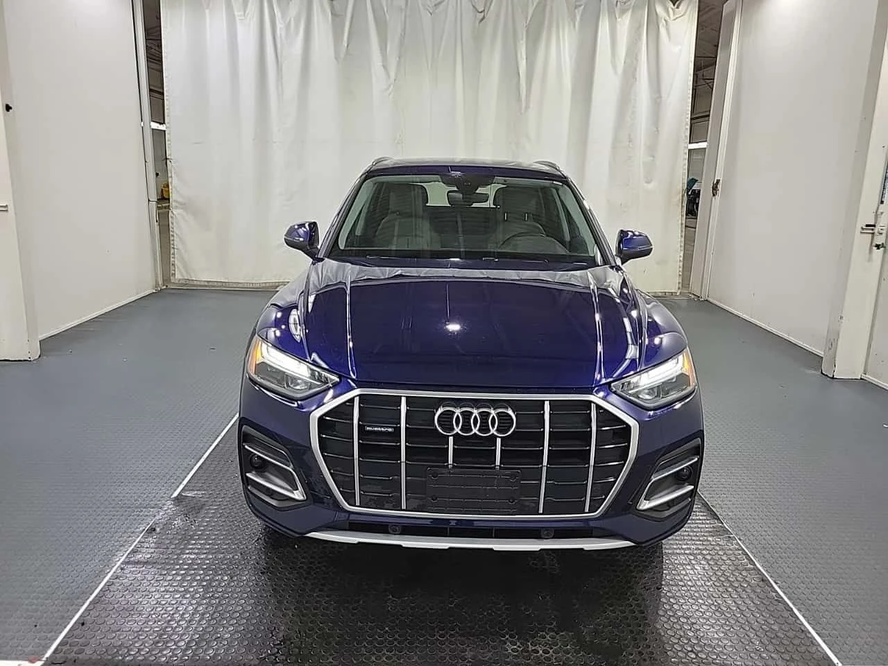 Audi Q5 * CARFAX * АВТОКРЕДИТ БЕЗ ПЪРВОНАЧАЛНА ВНОСКА, снимка 5 - Автомобили и джипове - 54787549