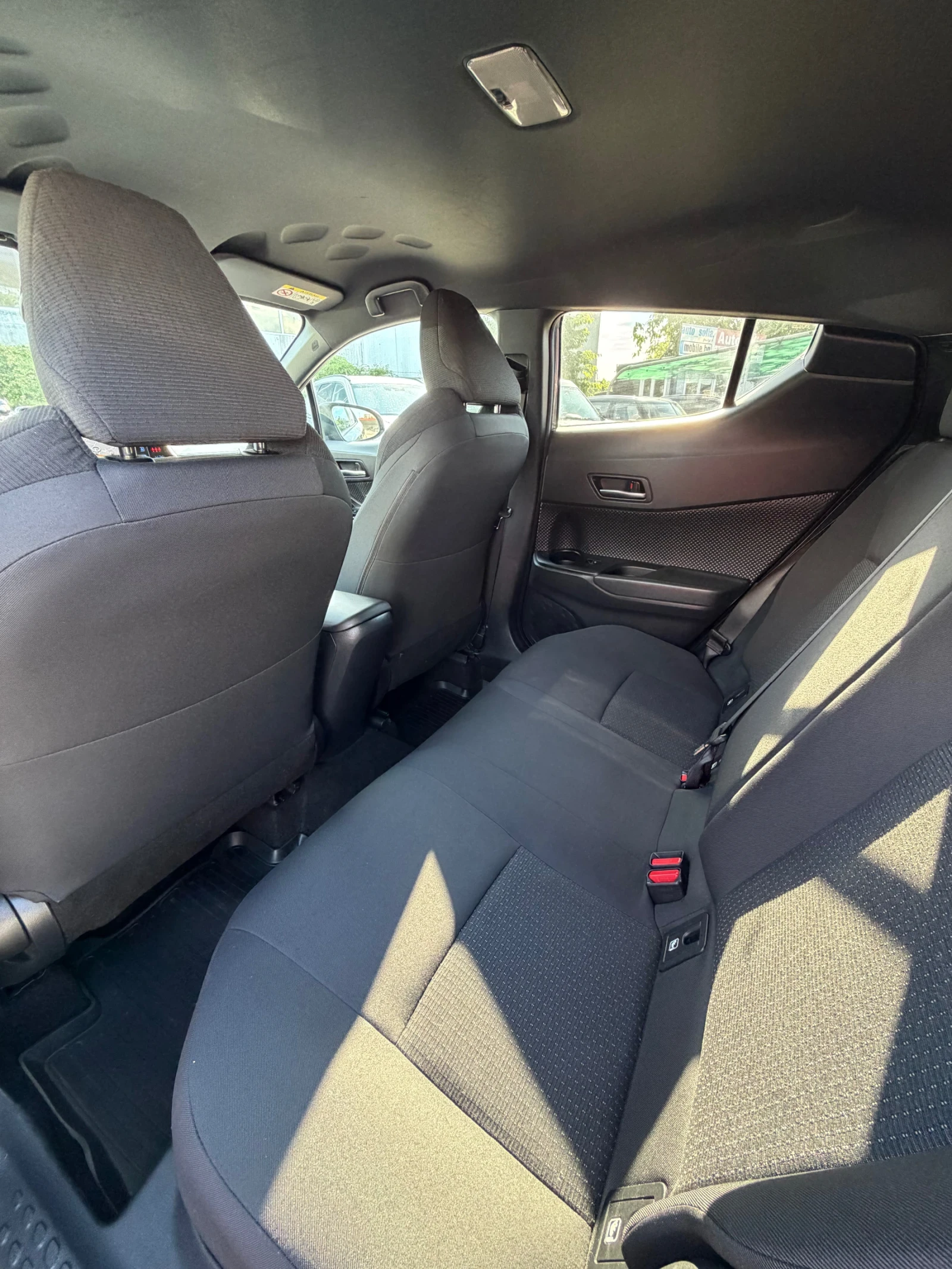 Toyota C-HR 1.3 TURBO / 4x4 | Mobile.bg � ����������� 11