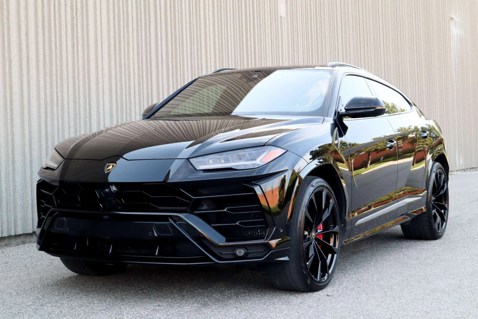 Lamborghini Urus ПАНО, ФУЛ, КАРФАКС, ЦЕНА ДО БГ