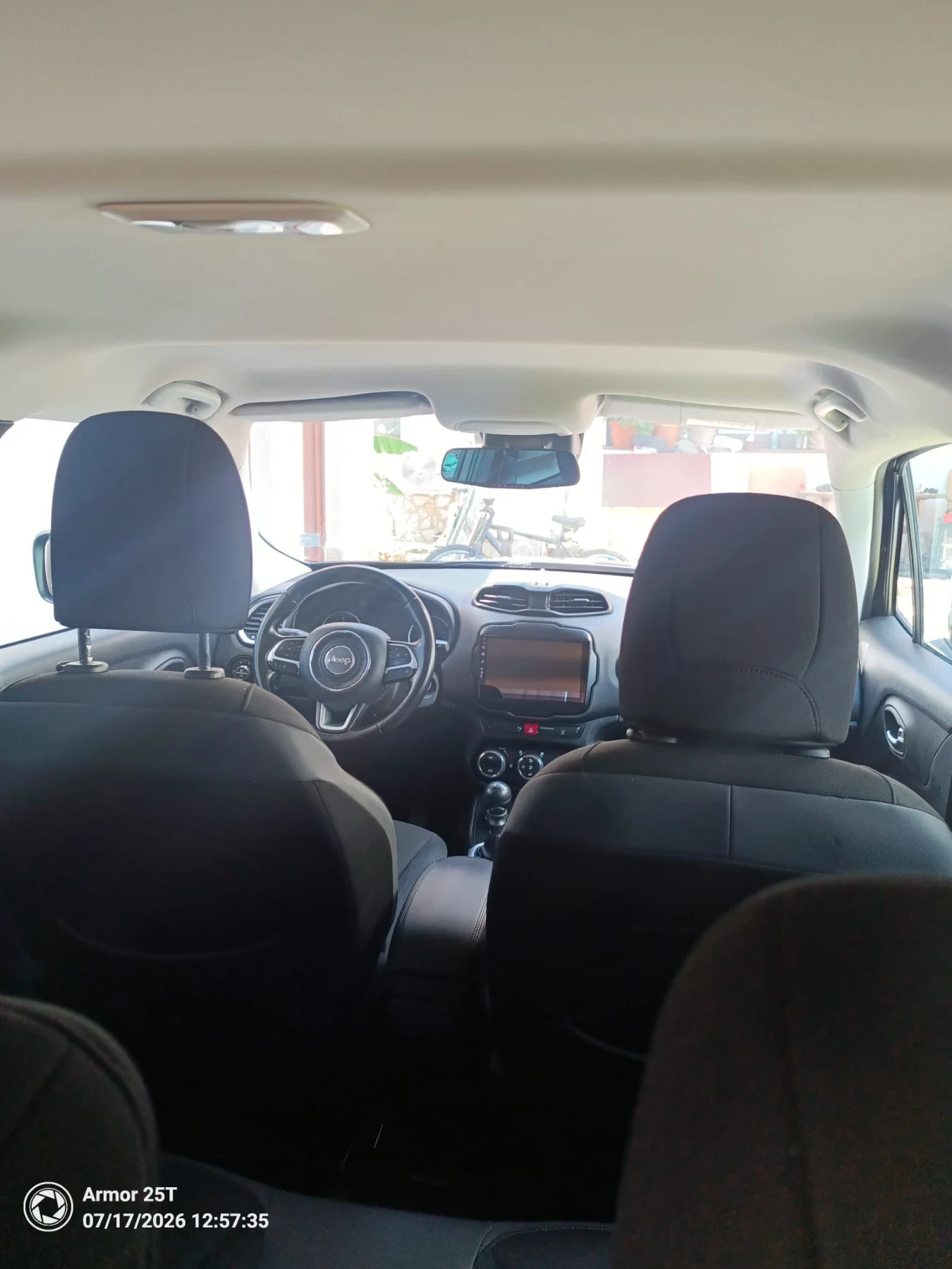 Jeep Renegade, снимка 6 - Автомобили и джипове - 56239859