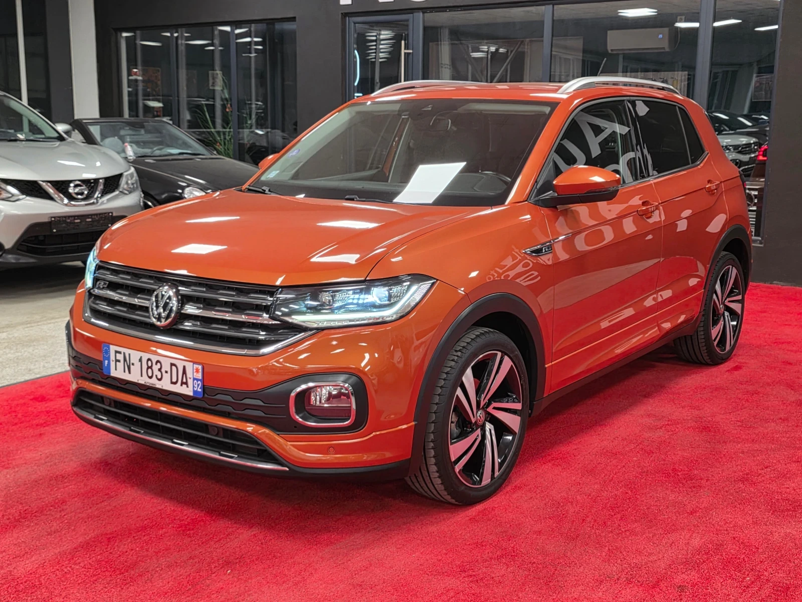 VW T-Cross 1.0 TSI | DSG7 | 70000 км., снимка 3 - Автомобили и джипове - 55431696