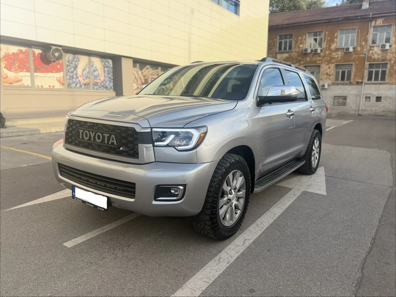 Toyota Sequoia Limited 7+ 1 LPG, снимка 2 - Автомобили и джипове - 56216735