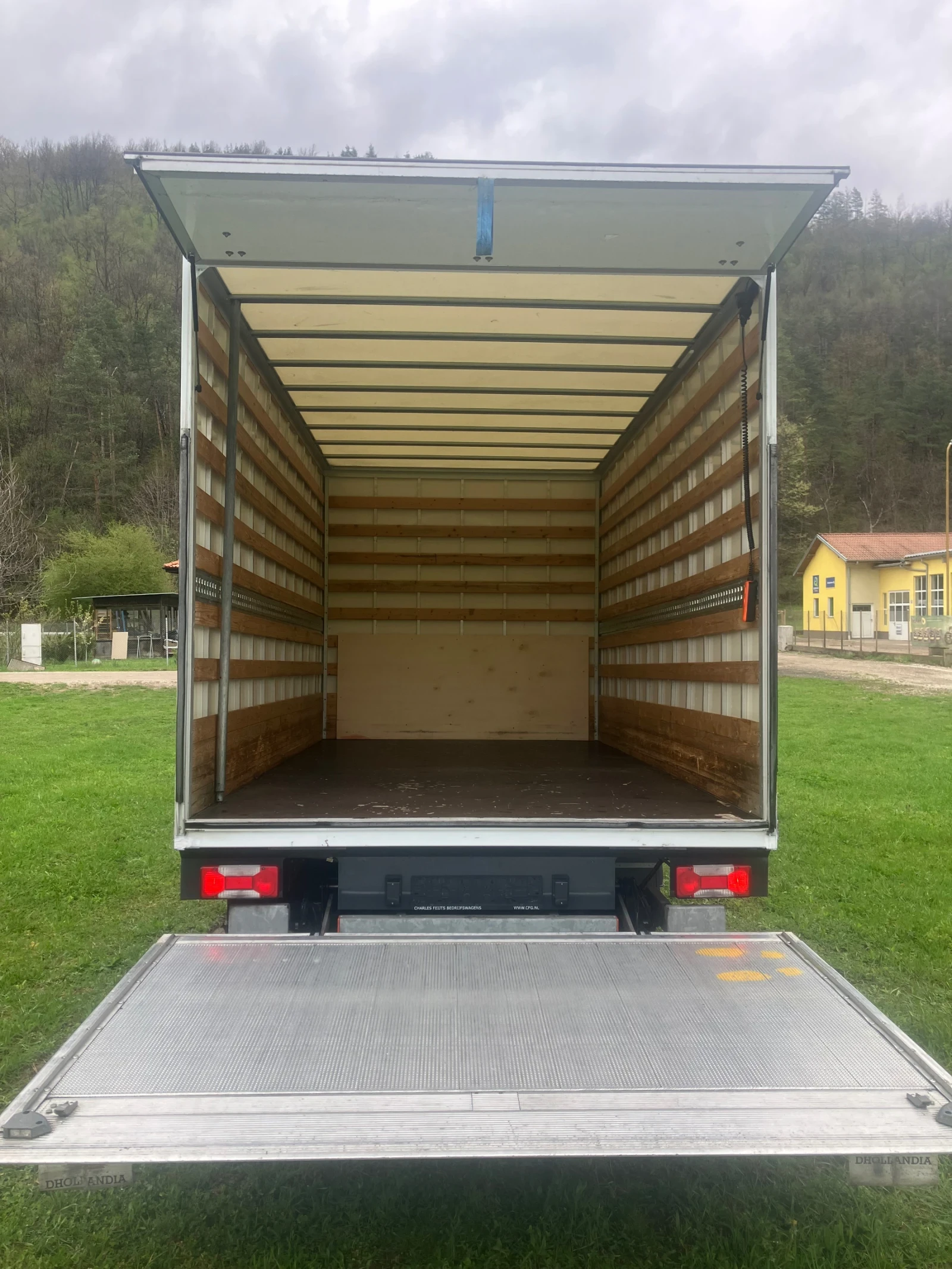Iveco 35c15 35C15 - 4.45М ДВОЙНА ГУМА БОРД КЛИМАТРОНИК - изображение 9