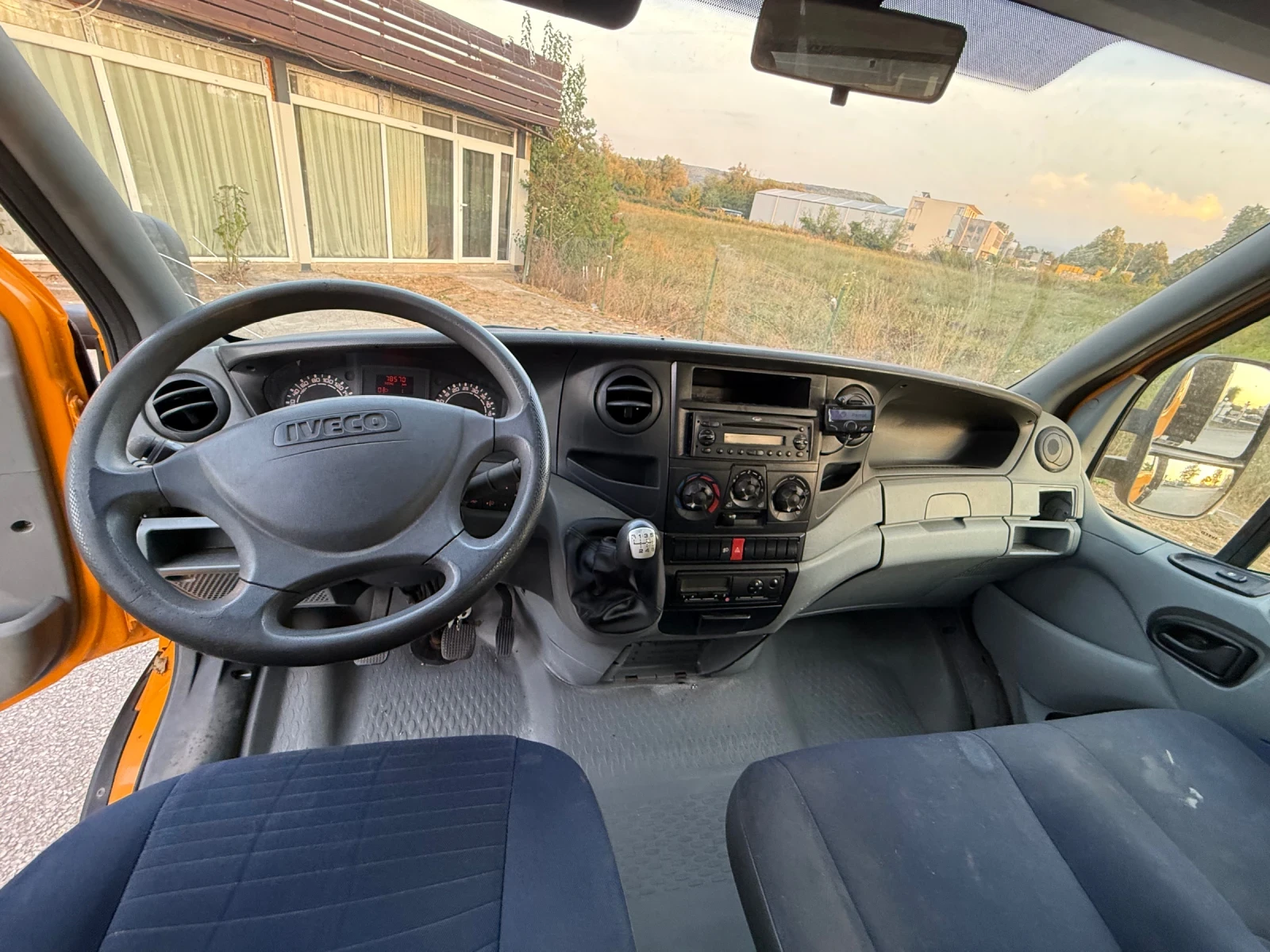 Iveco 35c15 Оригинален Тристранен Самосвал, снимка 7 - Бусове и автобуси - 56077669