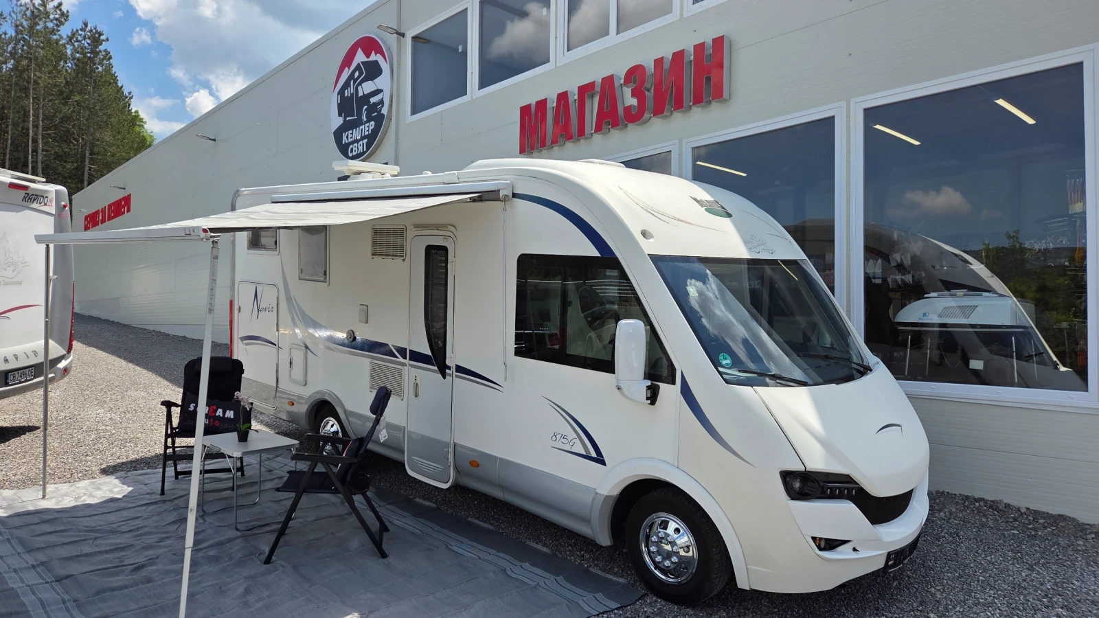 Кемпер McLouis Nevis 875G Integral, снимка 3 - Каравани и кемпери - 54834026