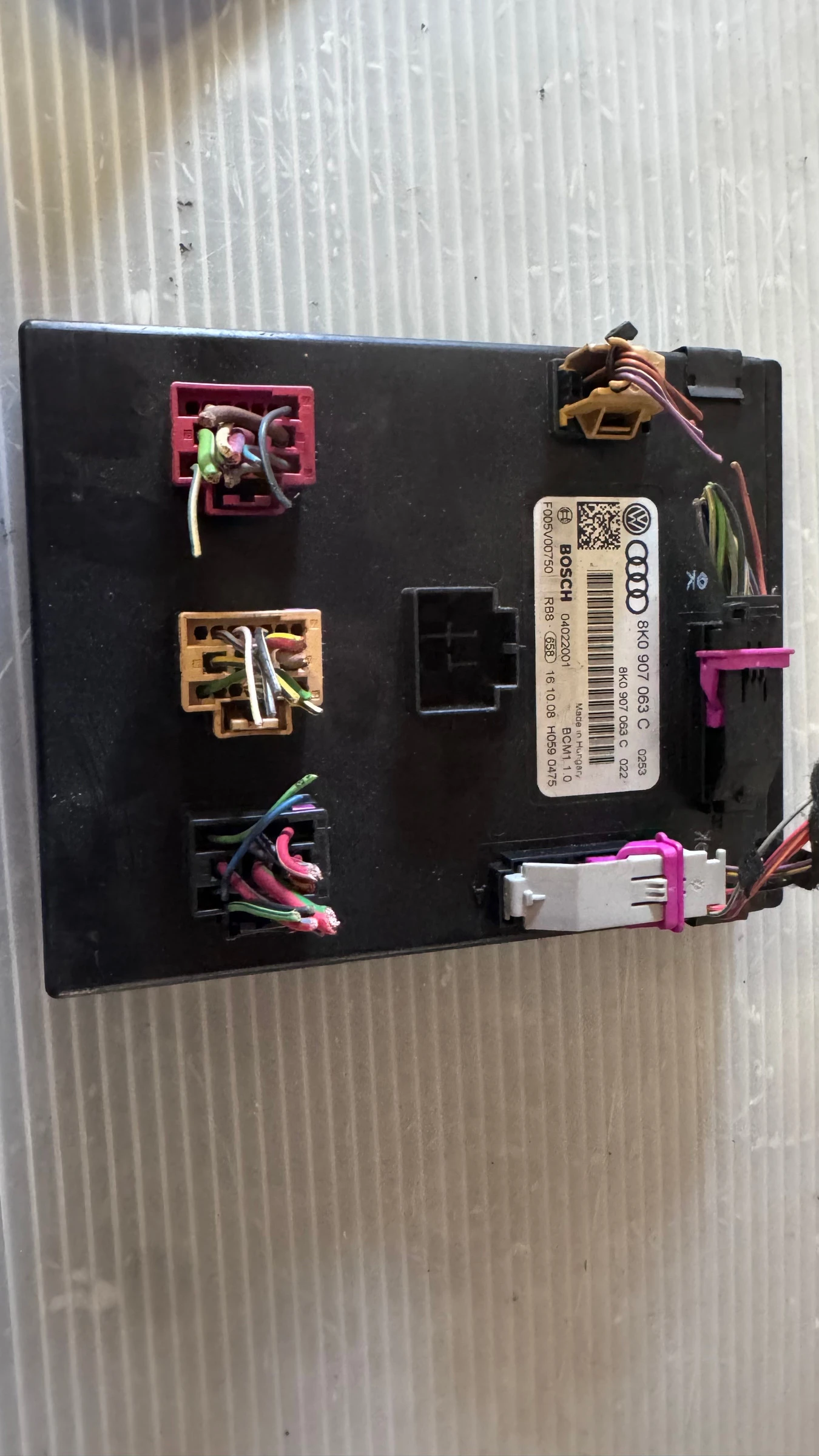    Audi A4 - 8K0907063C / 04022001 | Mobile.bg   1