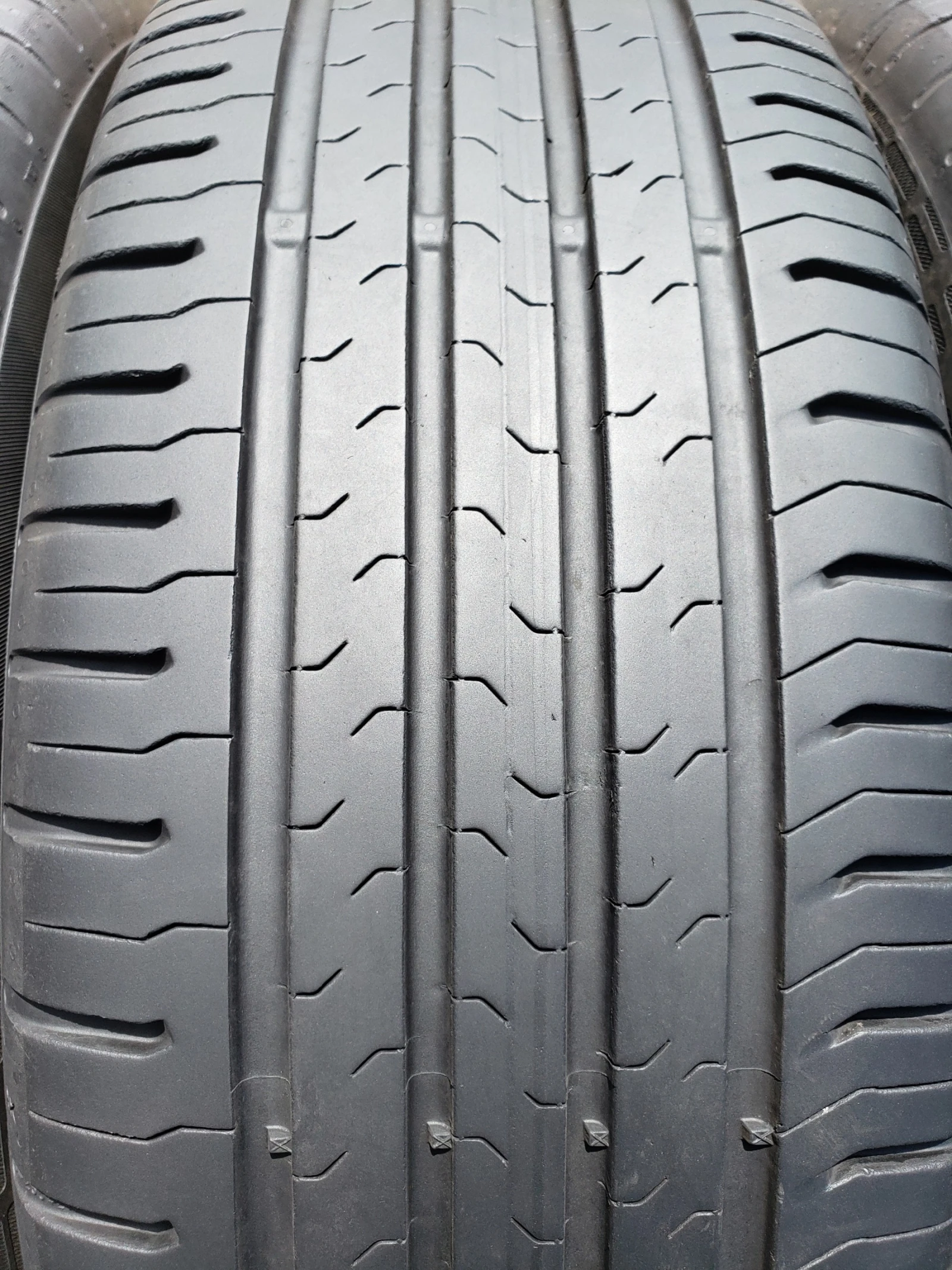 Гуми Летни 215/60R17