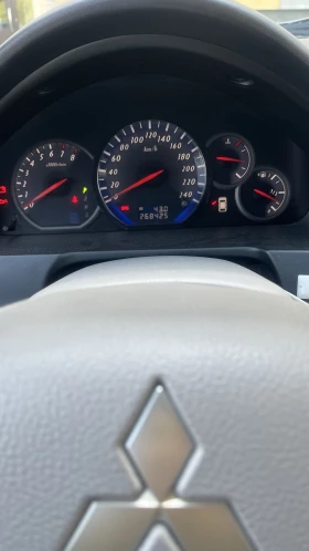 Mitsubishi Grandis, снимка 6