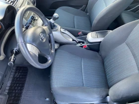 Toyota Auris, снимка 10