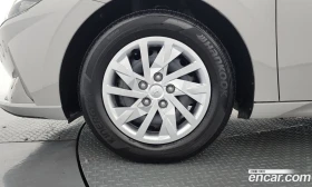 Hyundai Elantra 1.6 Smart, снимка 5