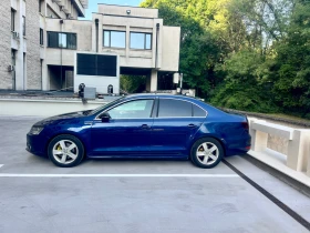 VW Jetta MK6 2.0 TDI | Обслужена | Реални км | R-Line - 6490 € / 12693.34 лв. - 45874985 3